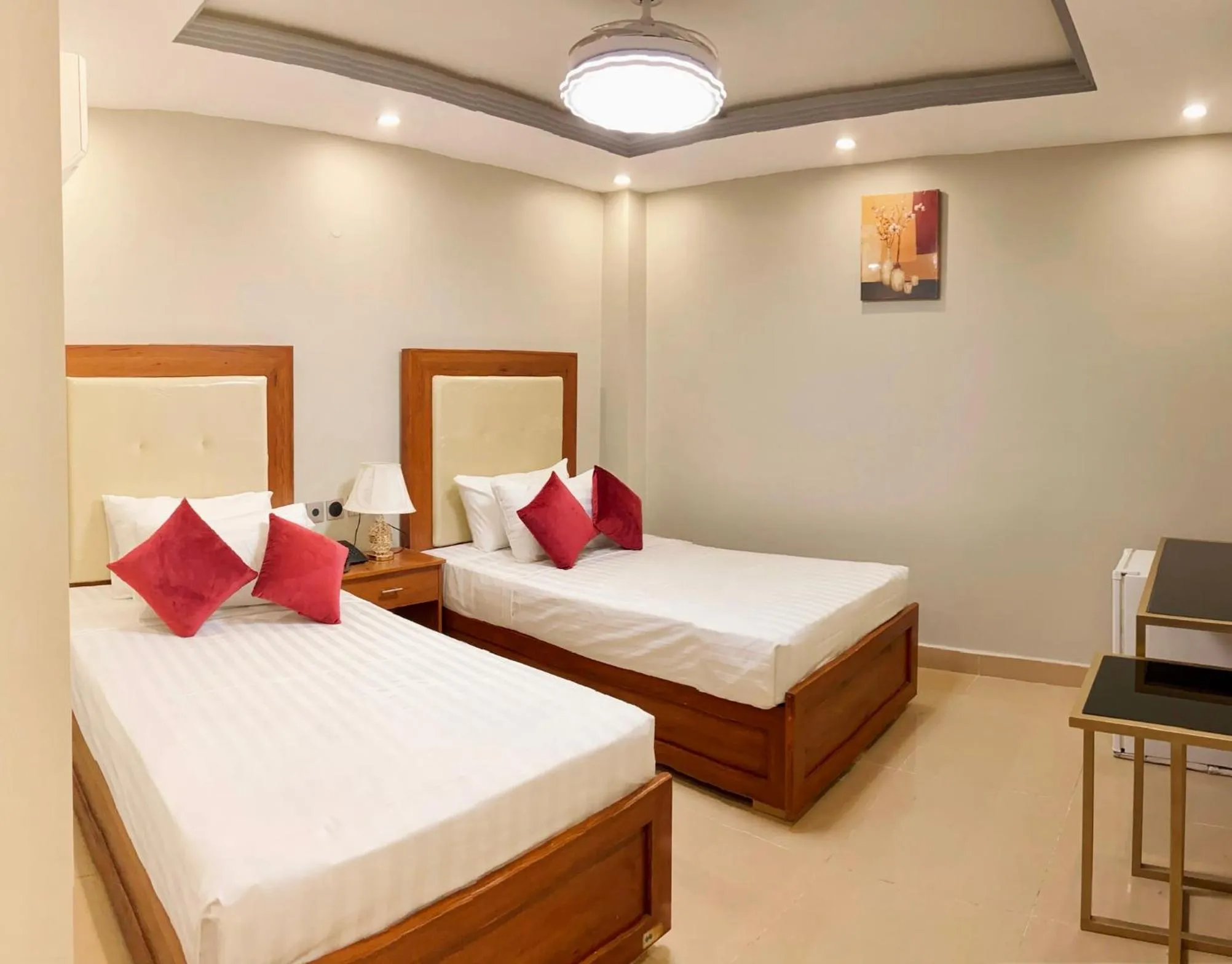 Grand Luxury Hotel Multan