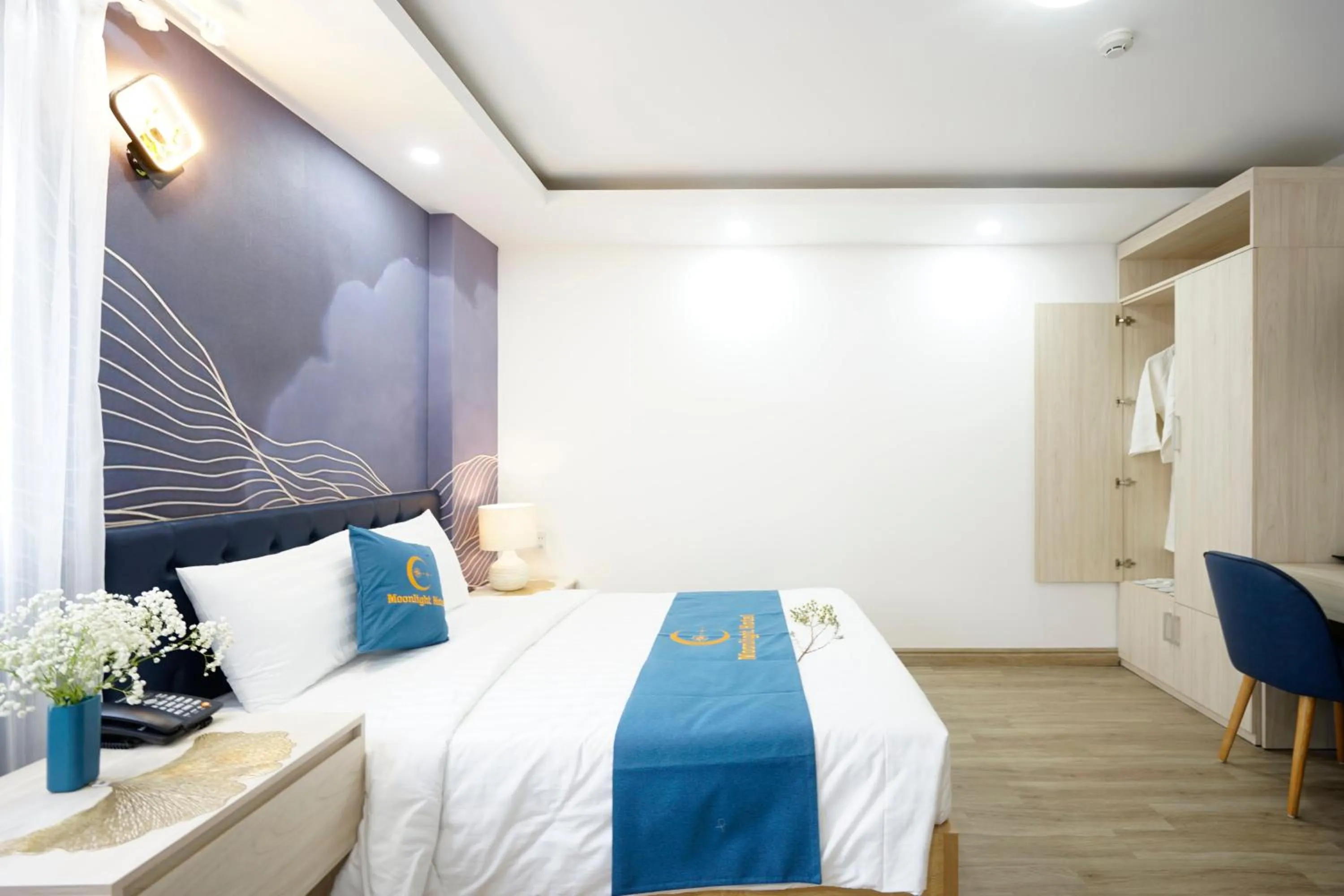 Bedroom, Bed in Moonlight Nha Trang Hotel