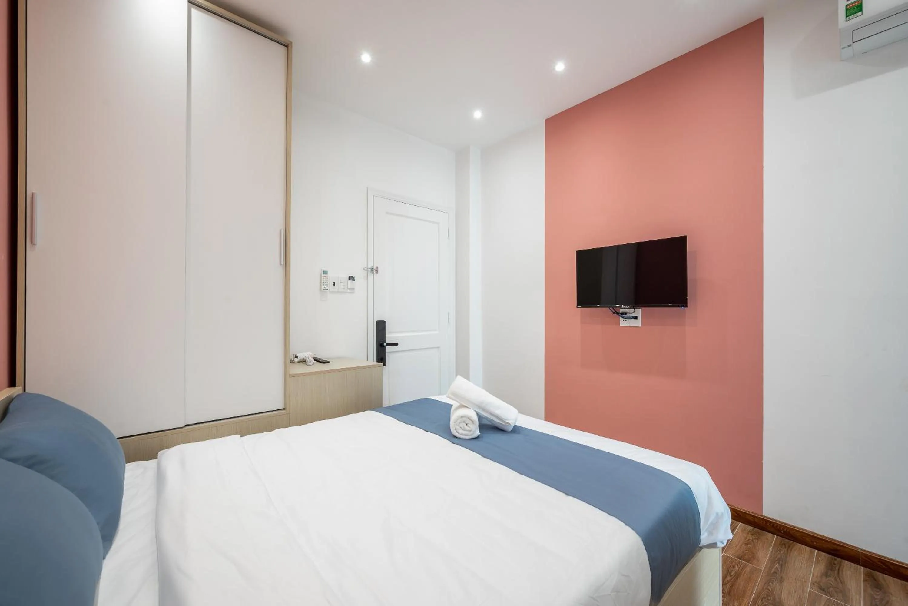 Bed in Cozrum Homes - Winter Corner