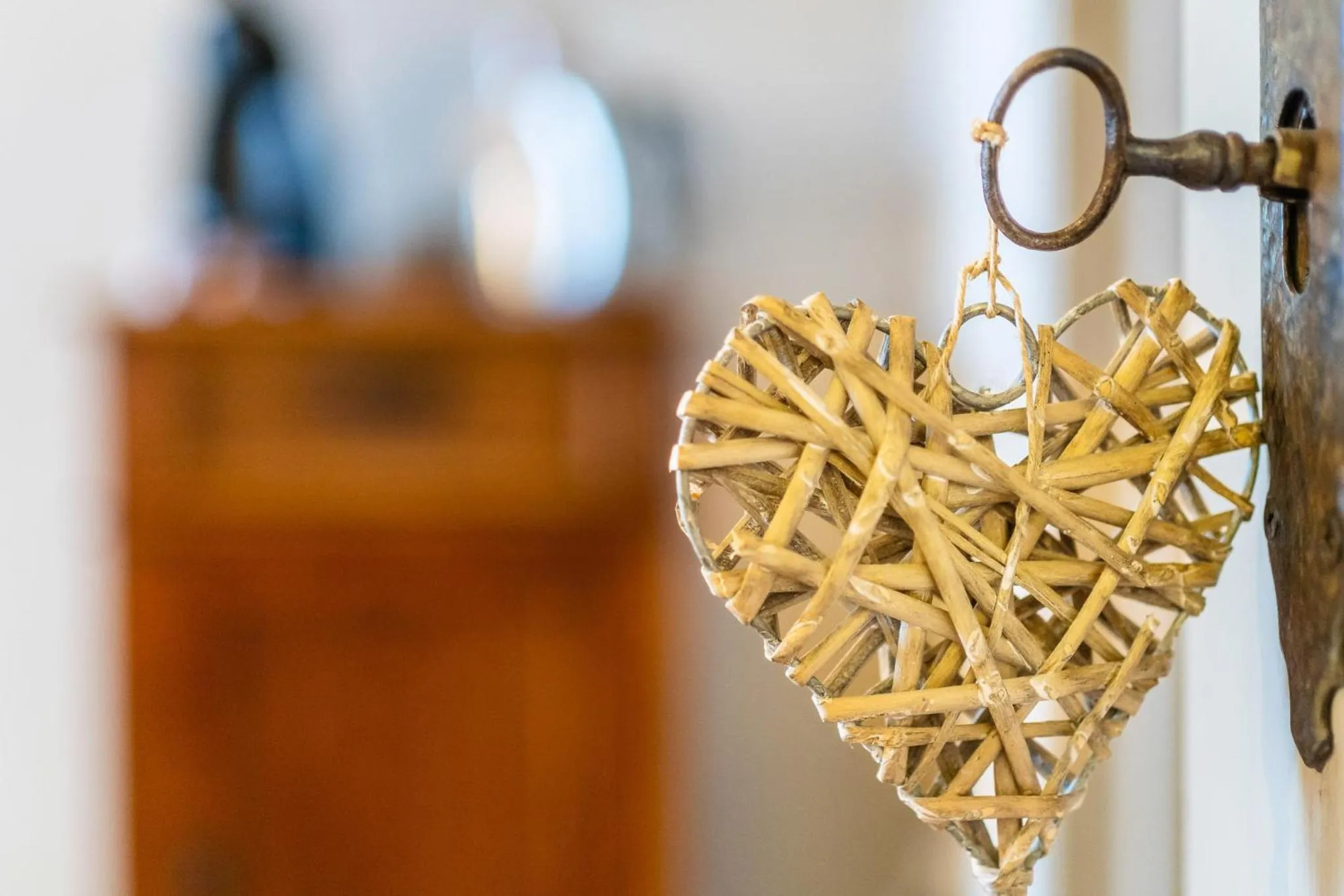 Decorative detail in Folwark Karczemka