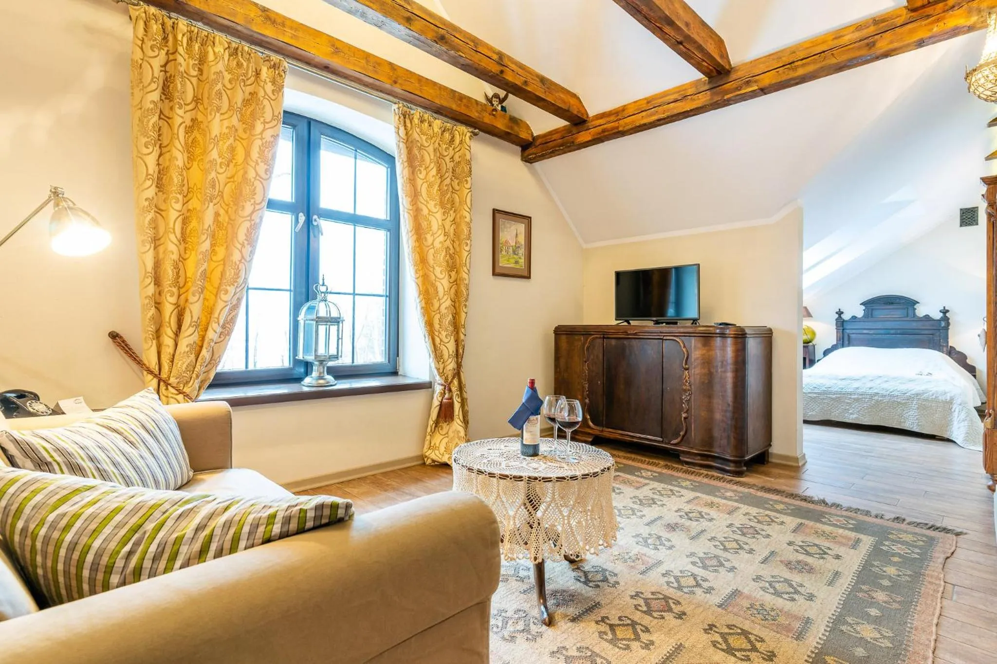 TV and multimedia, Bed in Folwark Karczemka