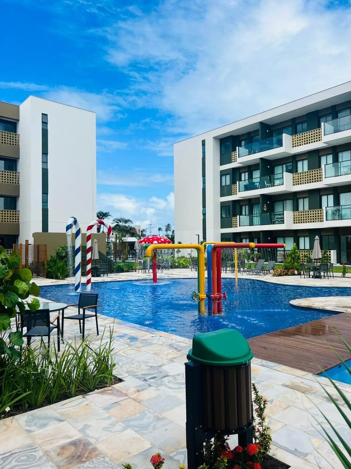 Swimming pool in Porto Beach Resort - Mana Beach Experience