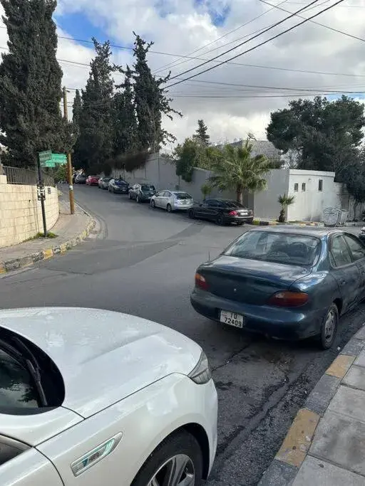 Street view in Antica old apartment al-lwebdeh Street view in Antica old apartment al-lwebdeh