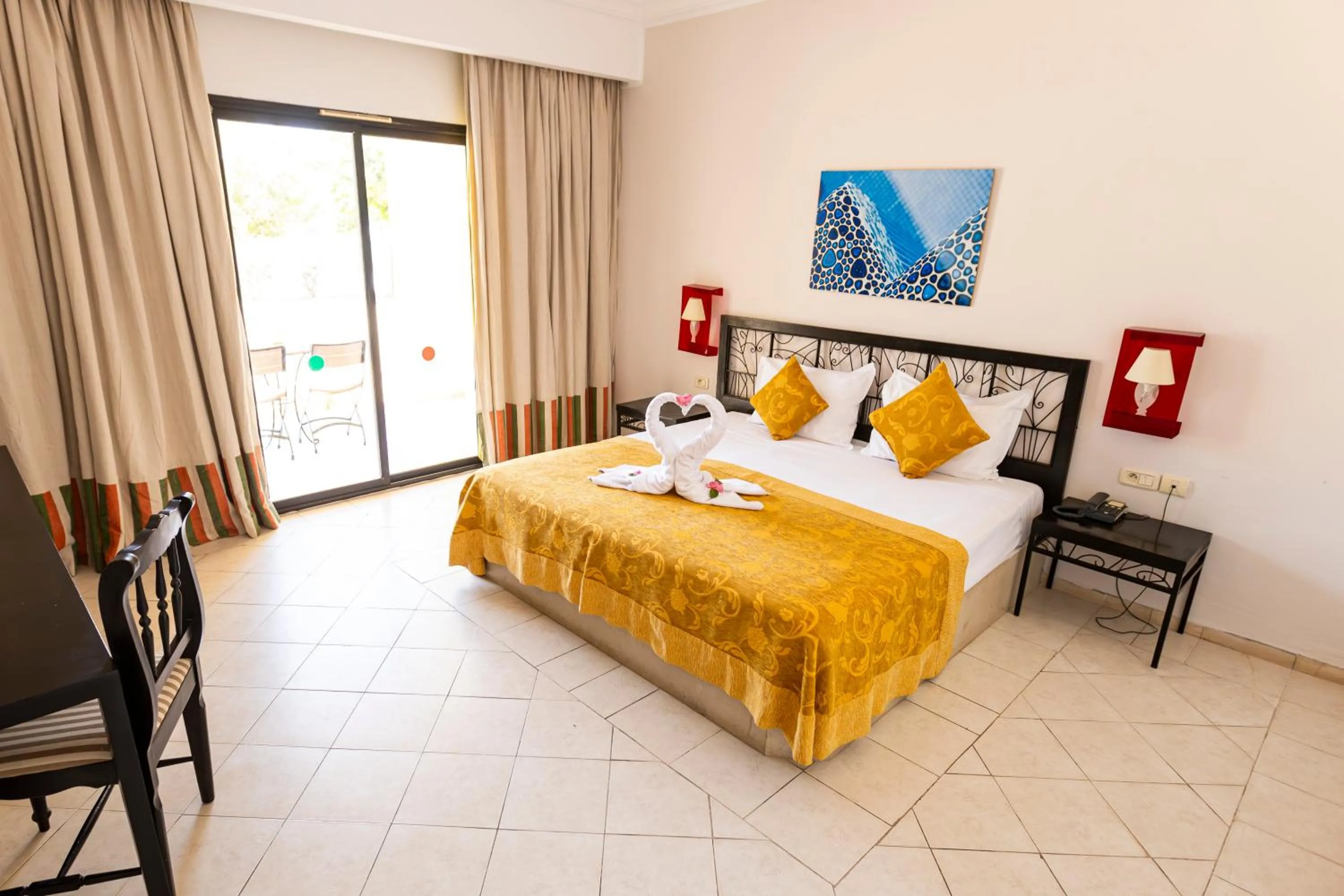 Bed in Le Petit Palais Djerba & Spa