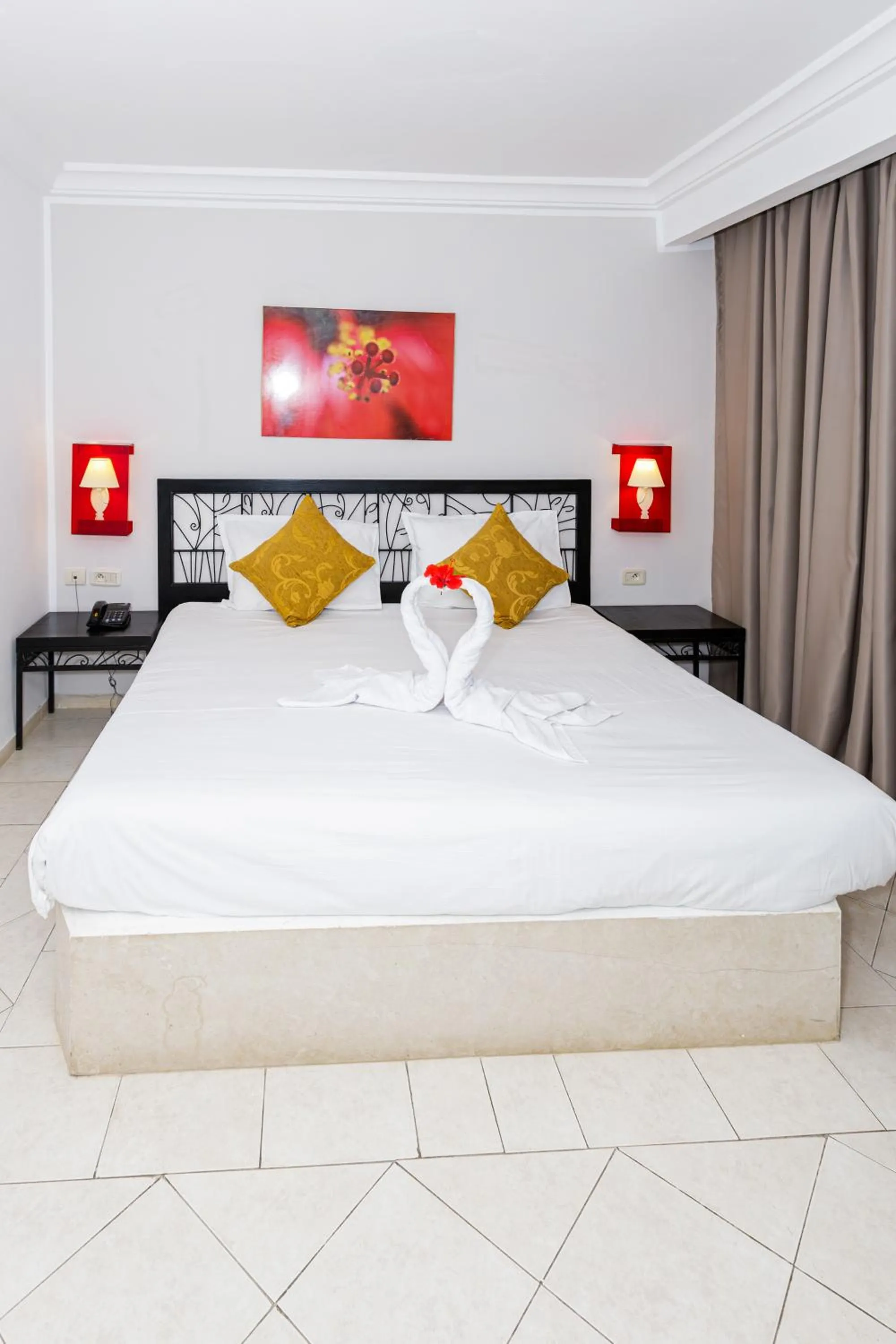 Bed in Le Petit Palais Djerba & Spa
