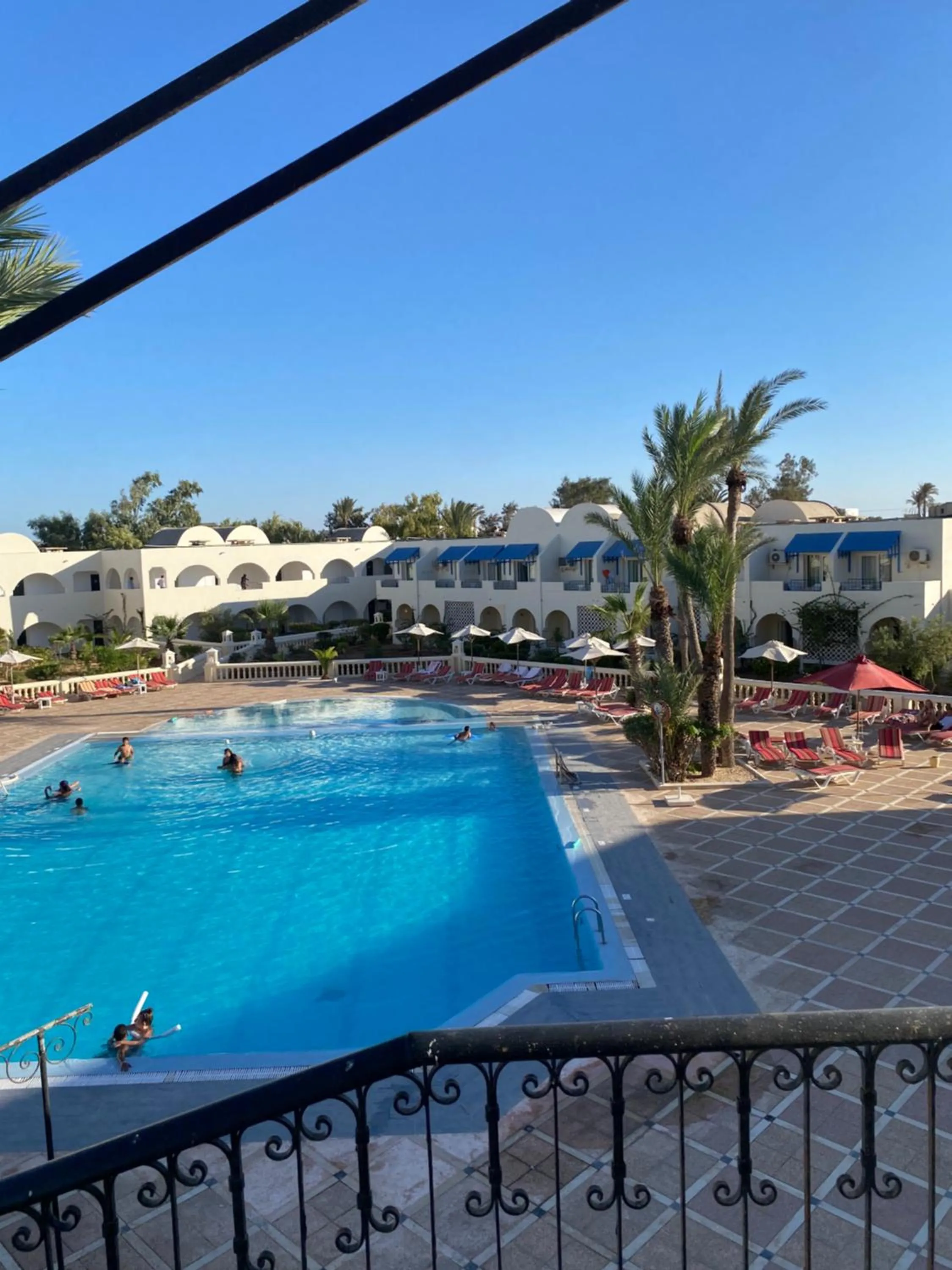 Swimming pool in Le Petit Palais Djerba & Spa
