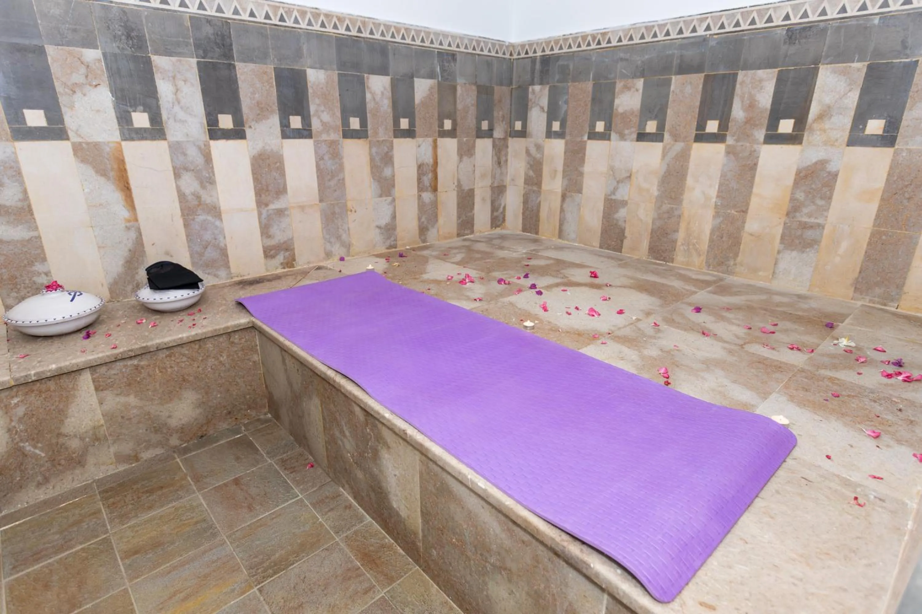 Fitness centre/facilities in Le Petit Palais Djerba & Spa