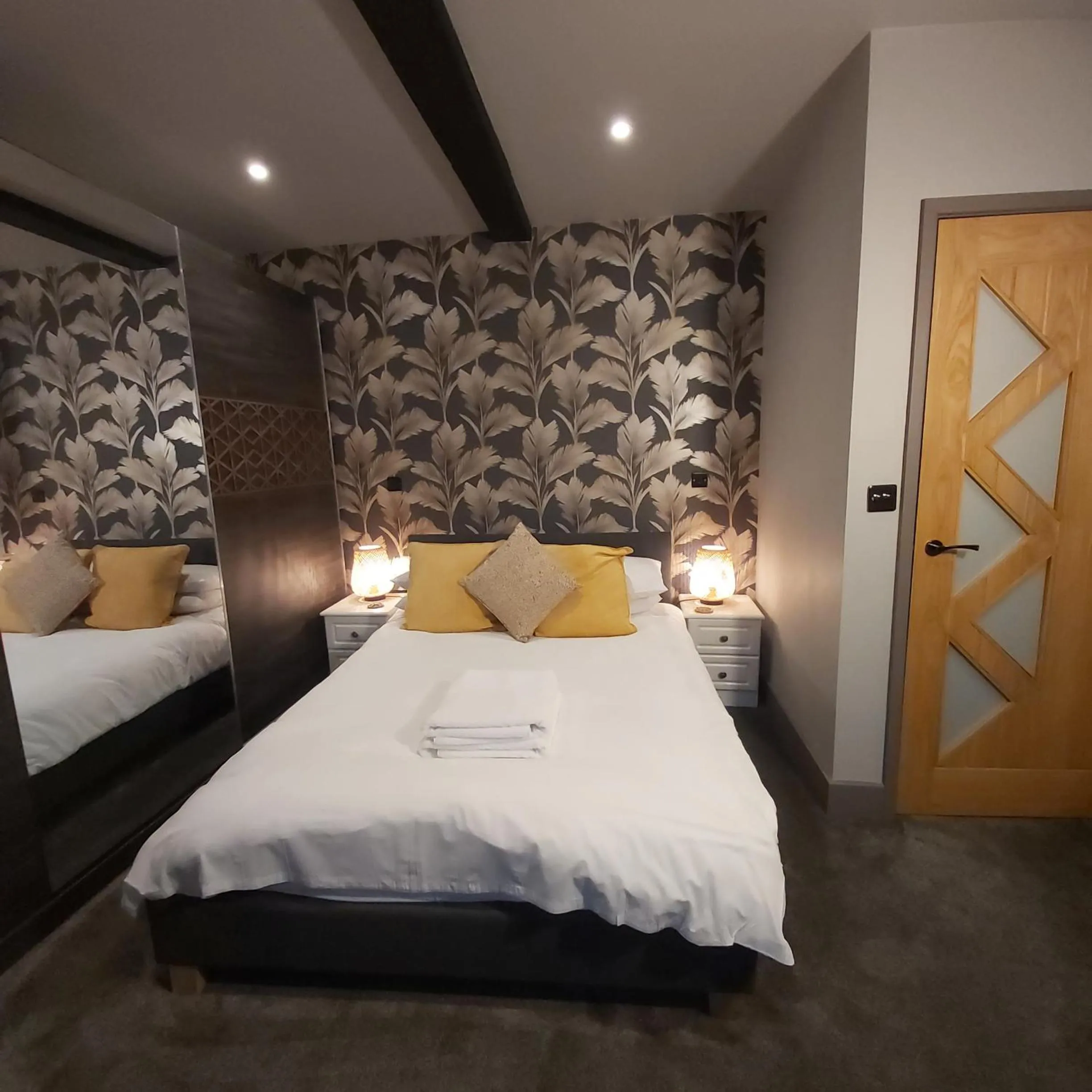 Bedroom, Bed in Jersey Cottage