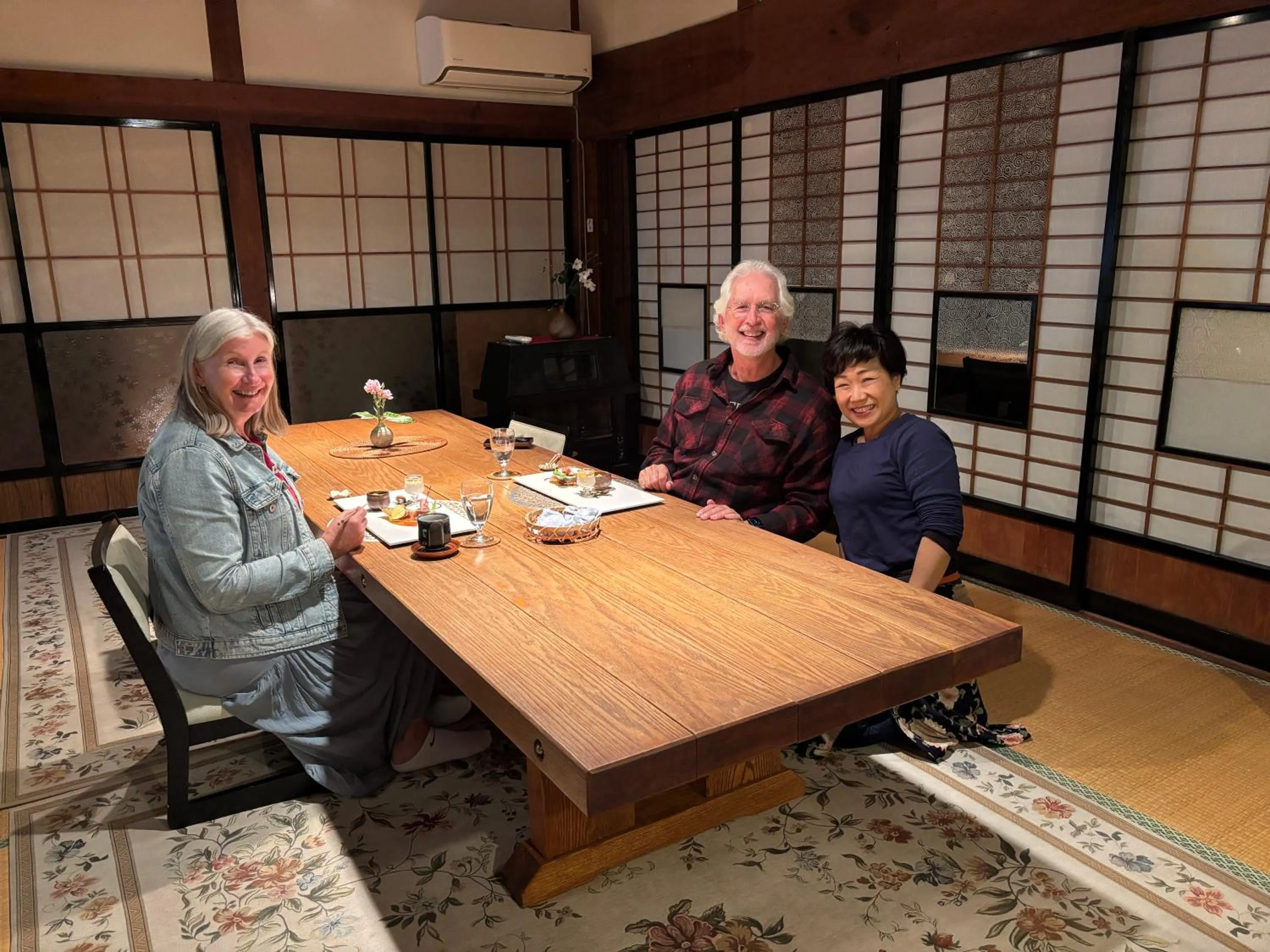 Restaurant/places to eat in Azumino Salon1 Cozy Onsen Retreat