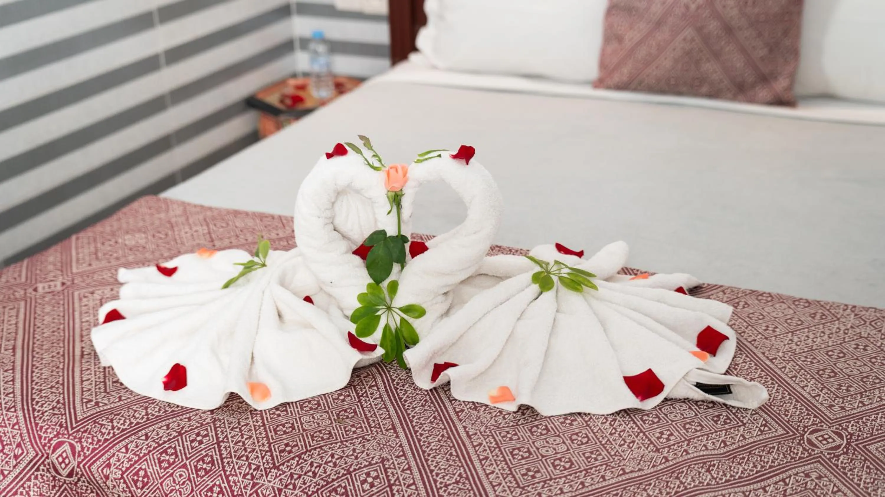 Photo of the whole room, Bed in Riad Allal