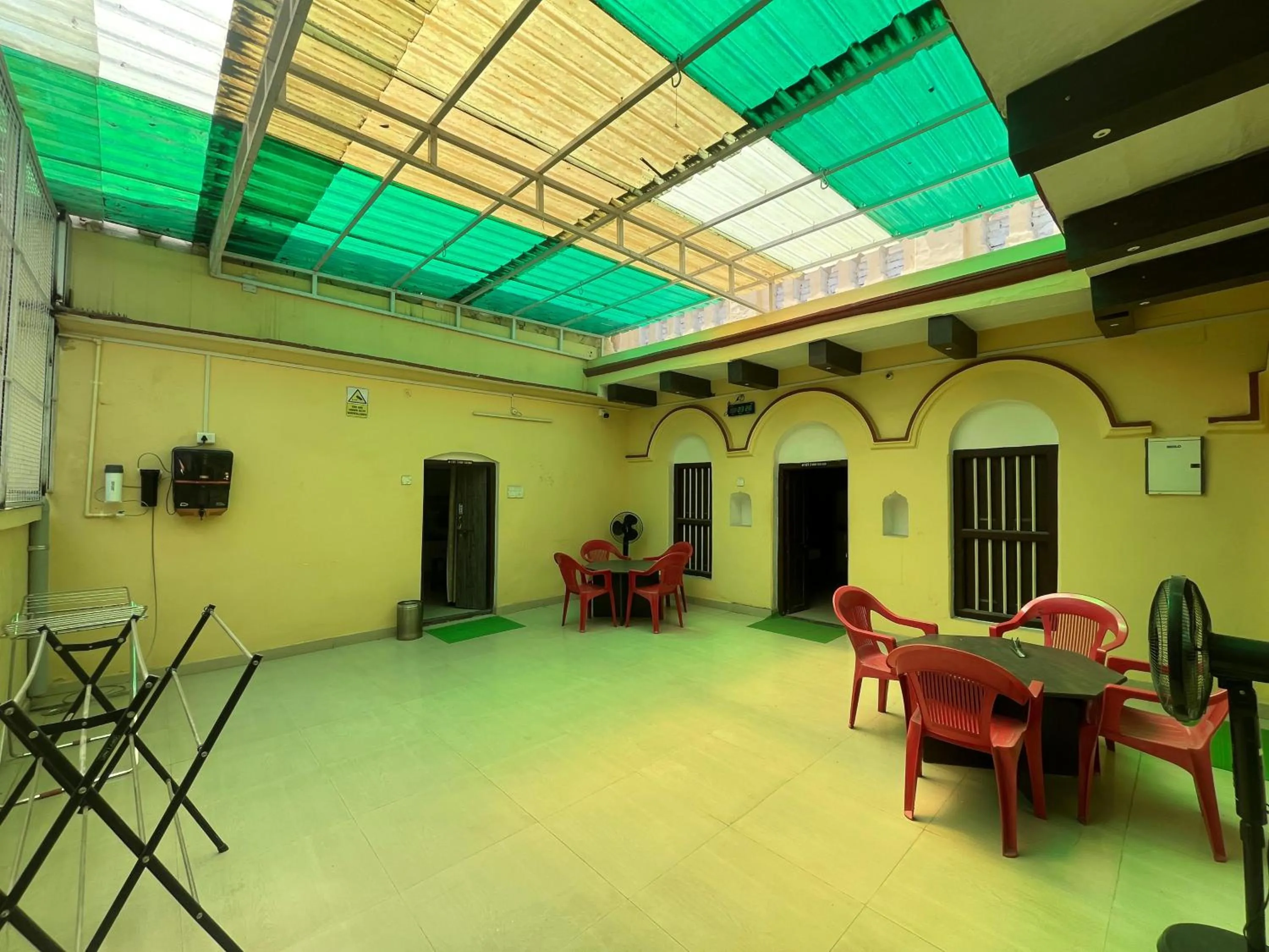 Balcony/Terrace in Foreigners Inn