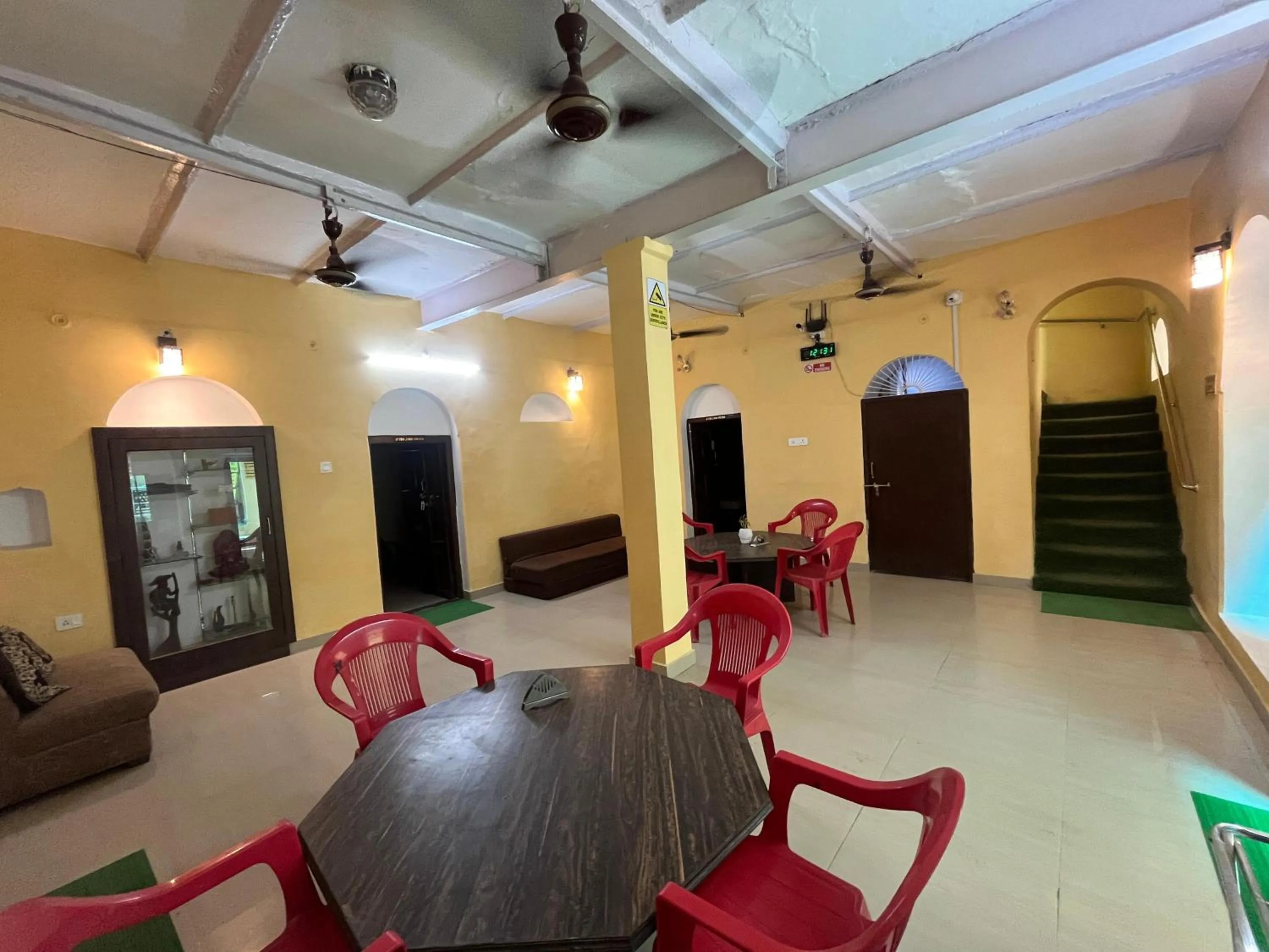Seating area in Foreigners Inn