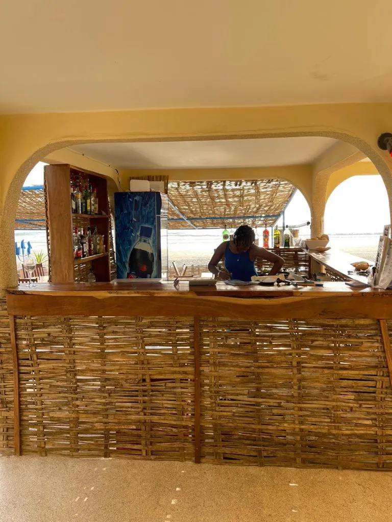 Lounge or bar in HOTEL DU BAR DE LA MER CAP SKIRRiNG