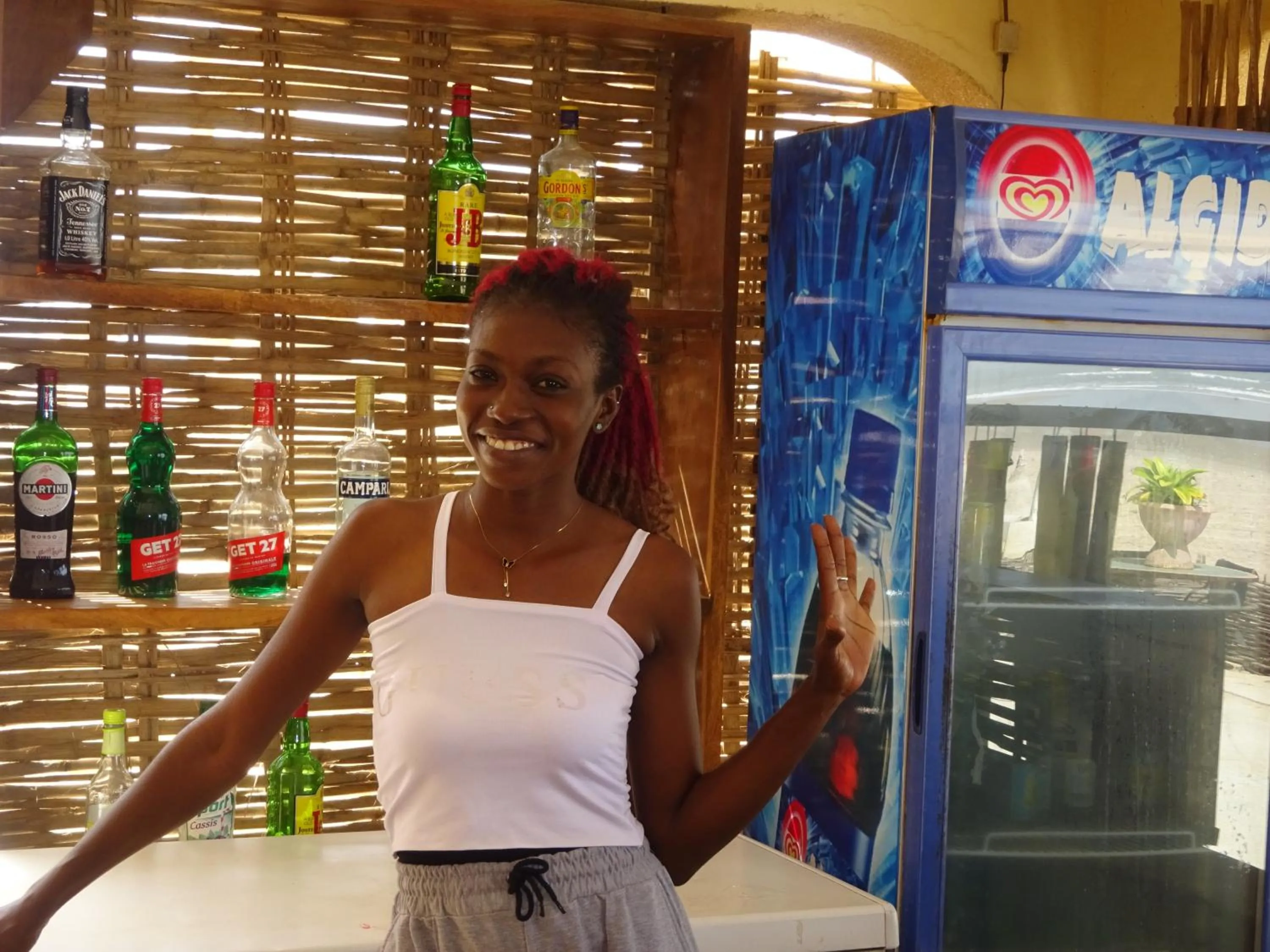 People in HOTEL DU BAR DE LA MER CAP SKIRRiNG