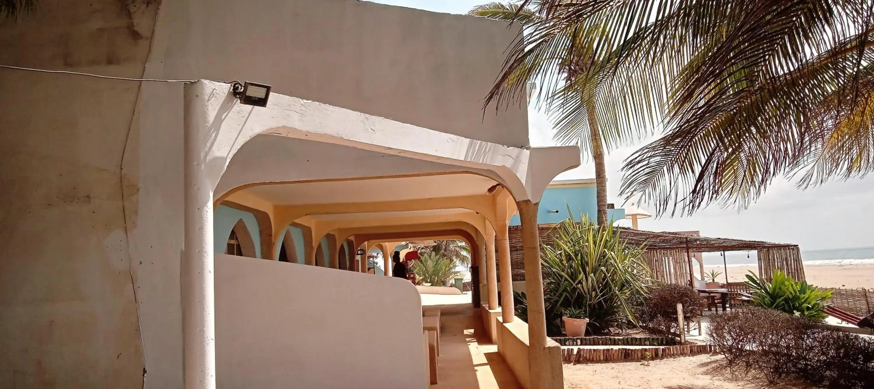 Balcony/Terrace in HOTEL DU BAR DE LA MER CAP SKIRRiNG