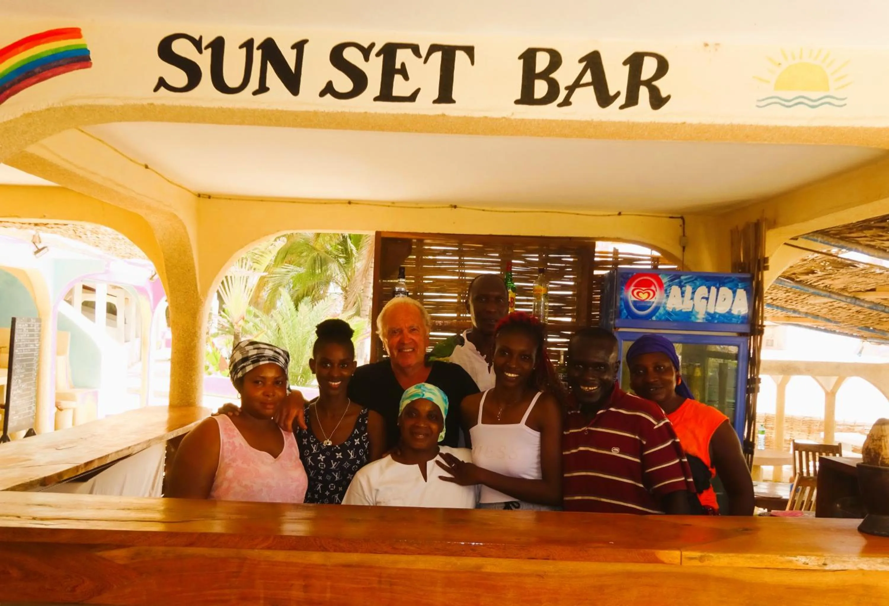 People in HOTEL DU BAR DE LA MER CAP SKIRRiNG