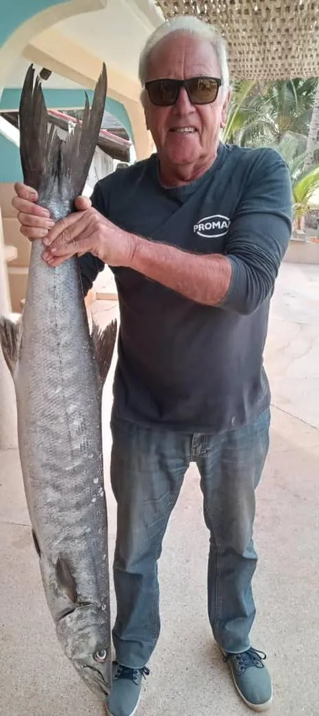 Fishing in HOTEL DU BAR DE LA MER CAP SKIRRiNG