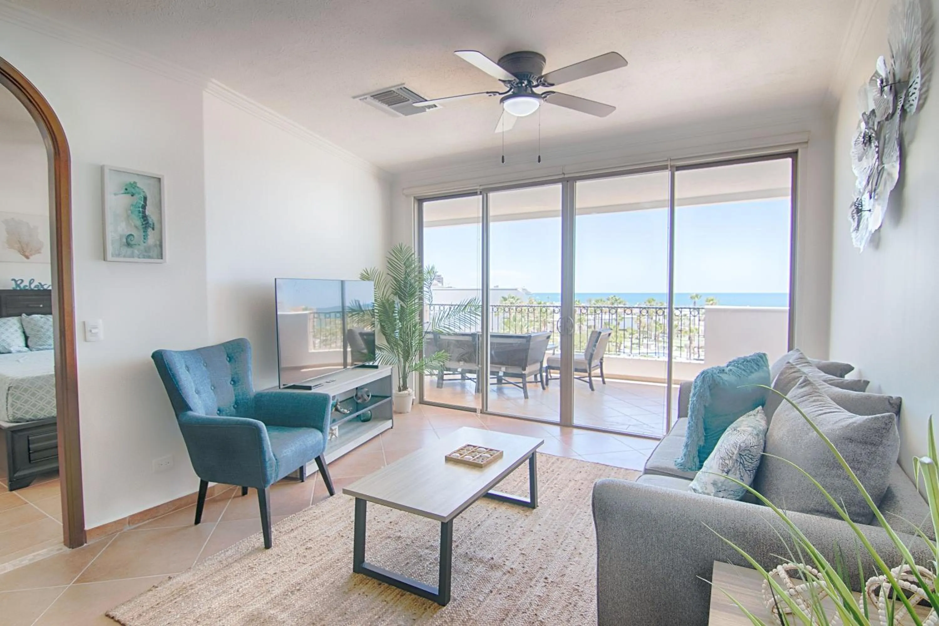 Casa Blanca Golf Villas