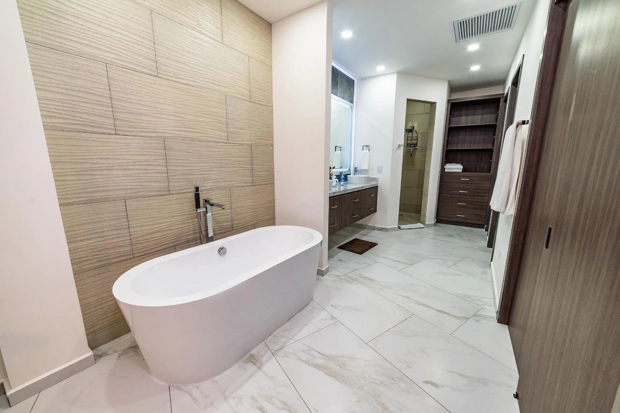 Casa Blanca Golf Villas