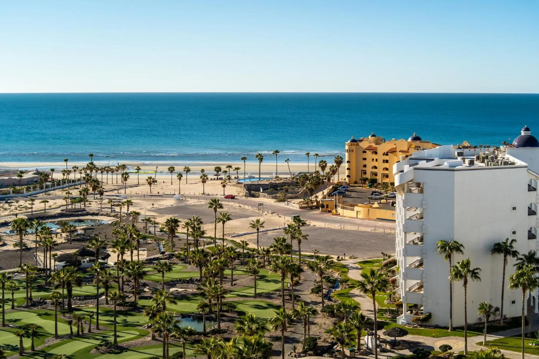 Casa Blanca Golf Villas