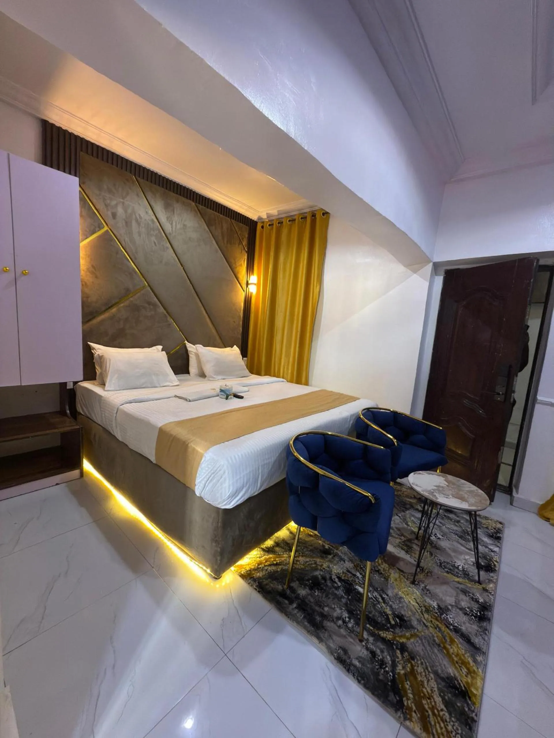 Photo of the whole room, Bed in Palazzo Apartments