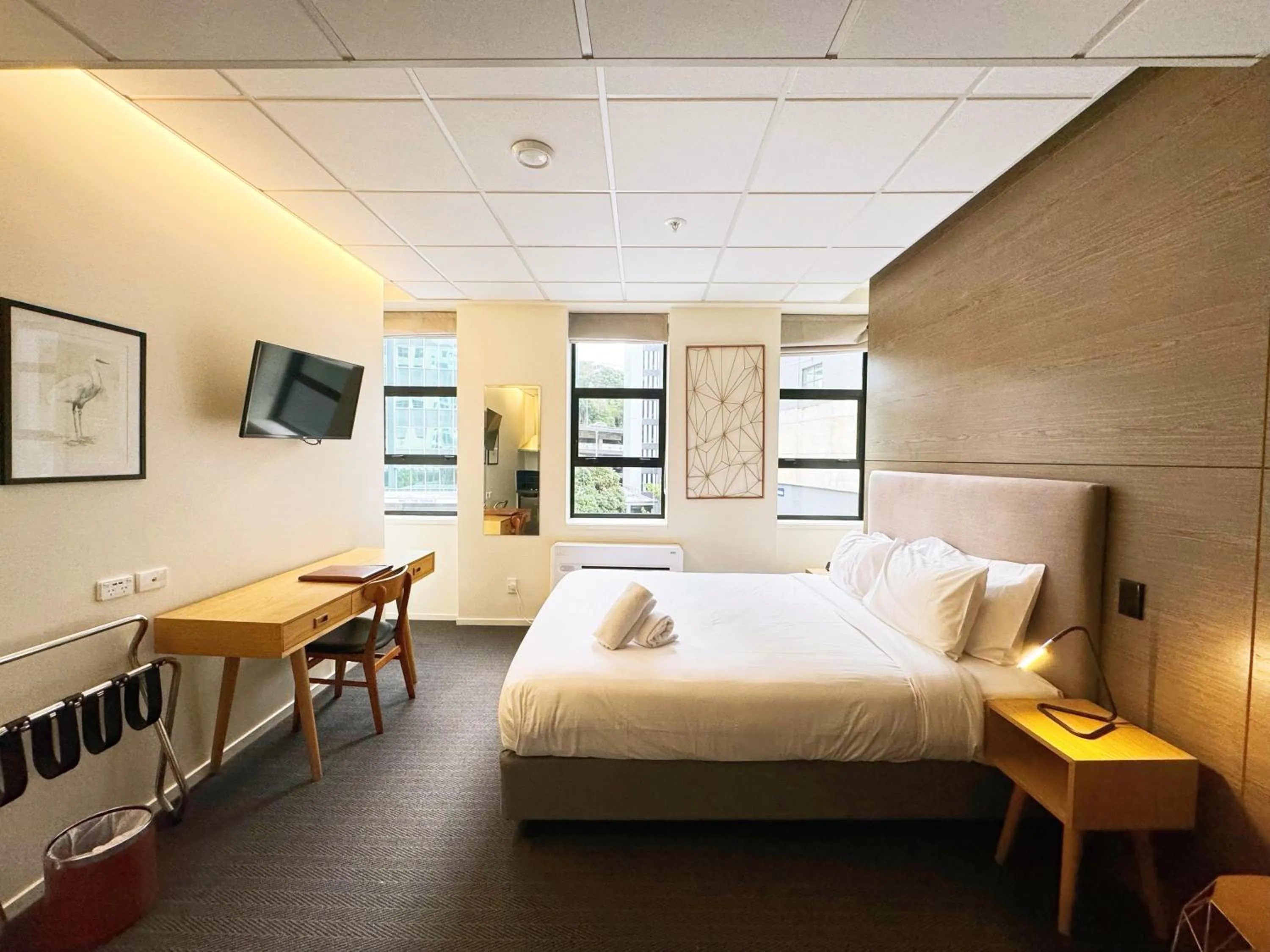 Photo of the whole room, Bed in Park Hotel, Lambton Quay