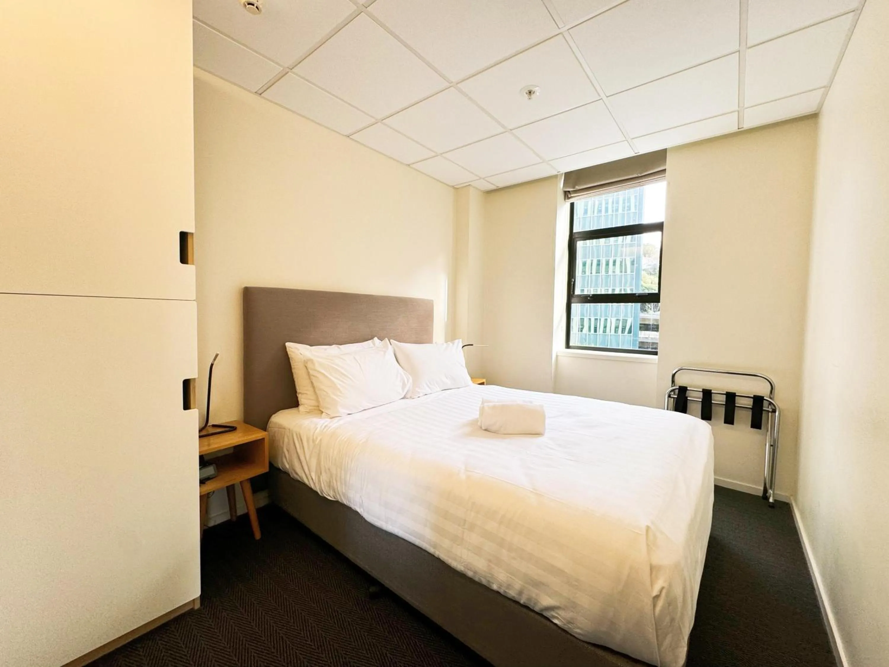 Bedroom, Bed in Park Hotel, Lambton Quay