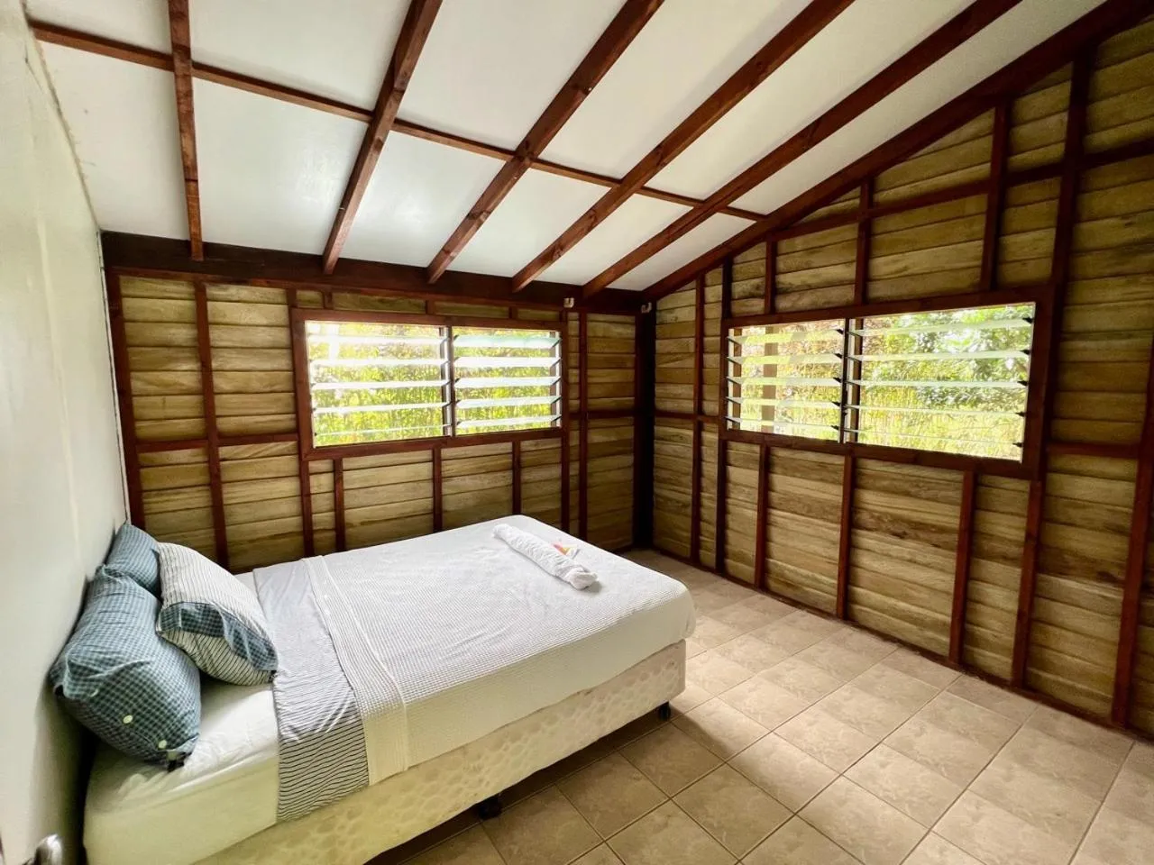 Bed in Freshwater Plantation Farm Stay