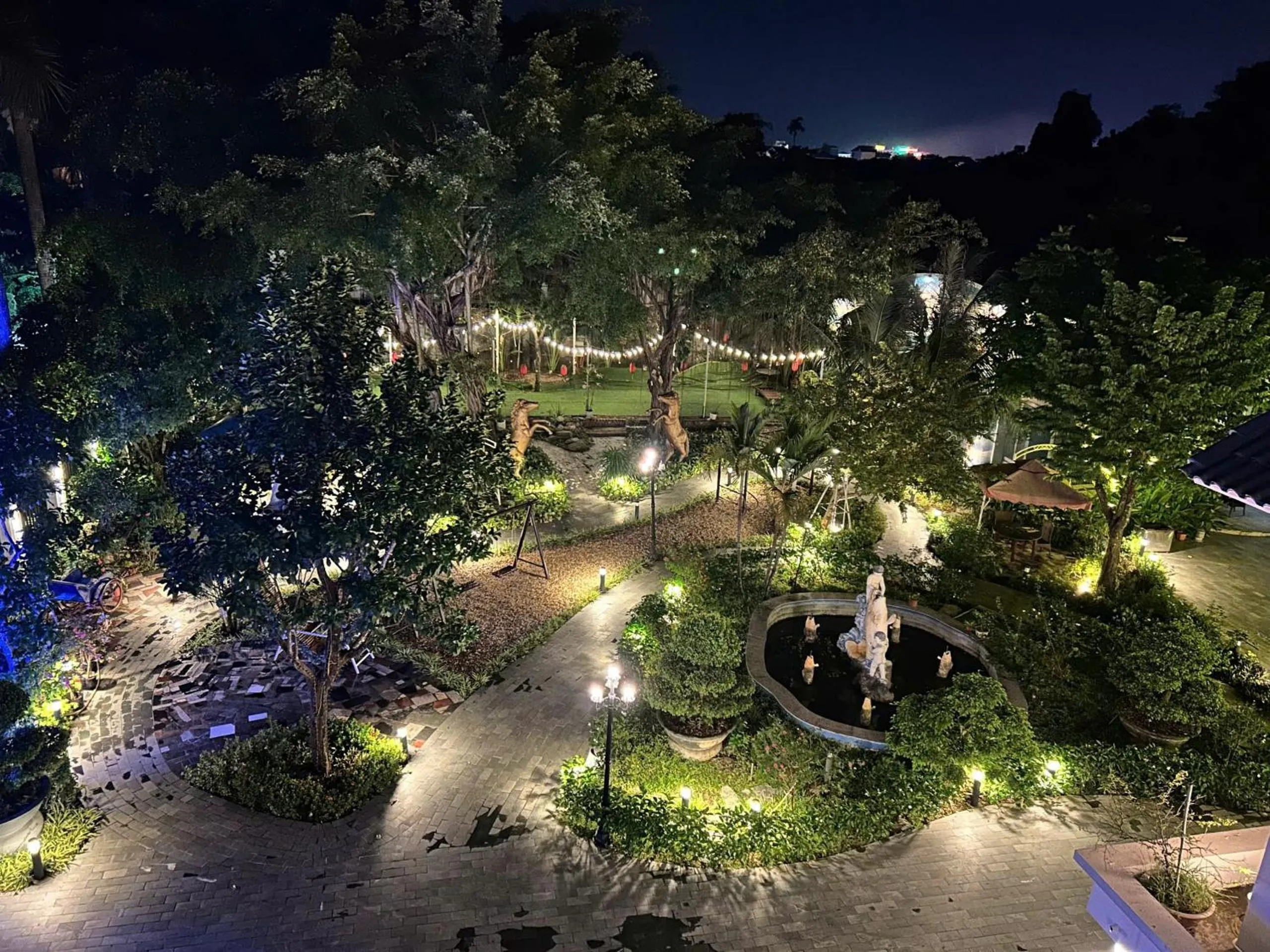 Patio in Châu Sơn Garden Resort