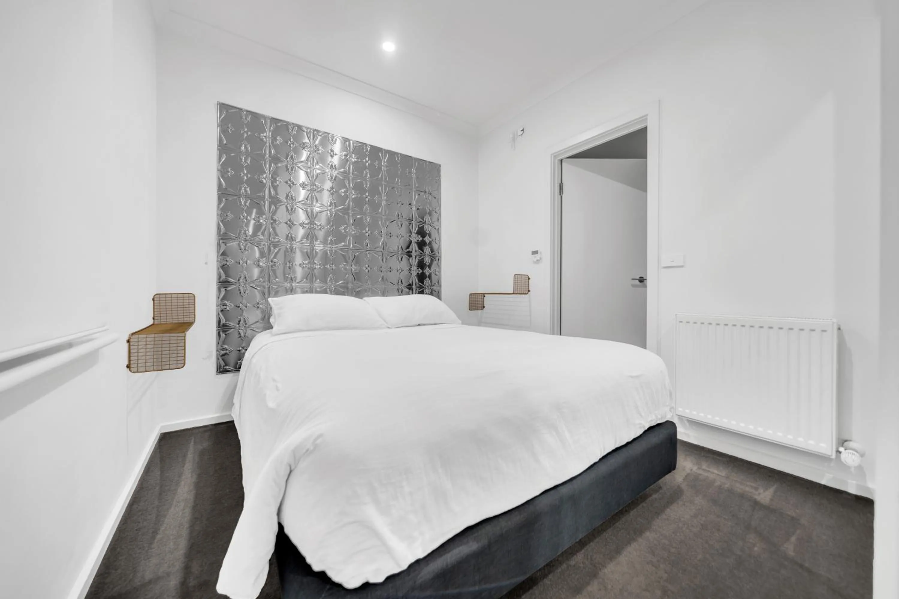 Bedroom, Bed in Grosvenor 3121 Richmond