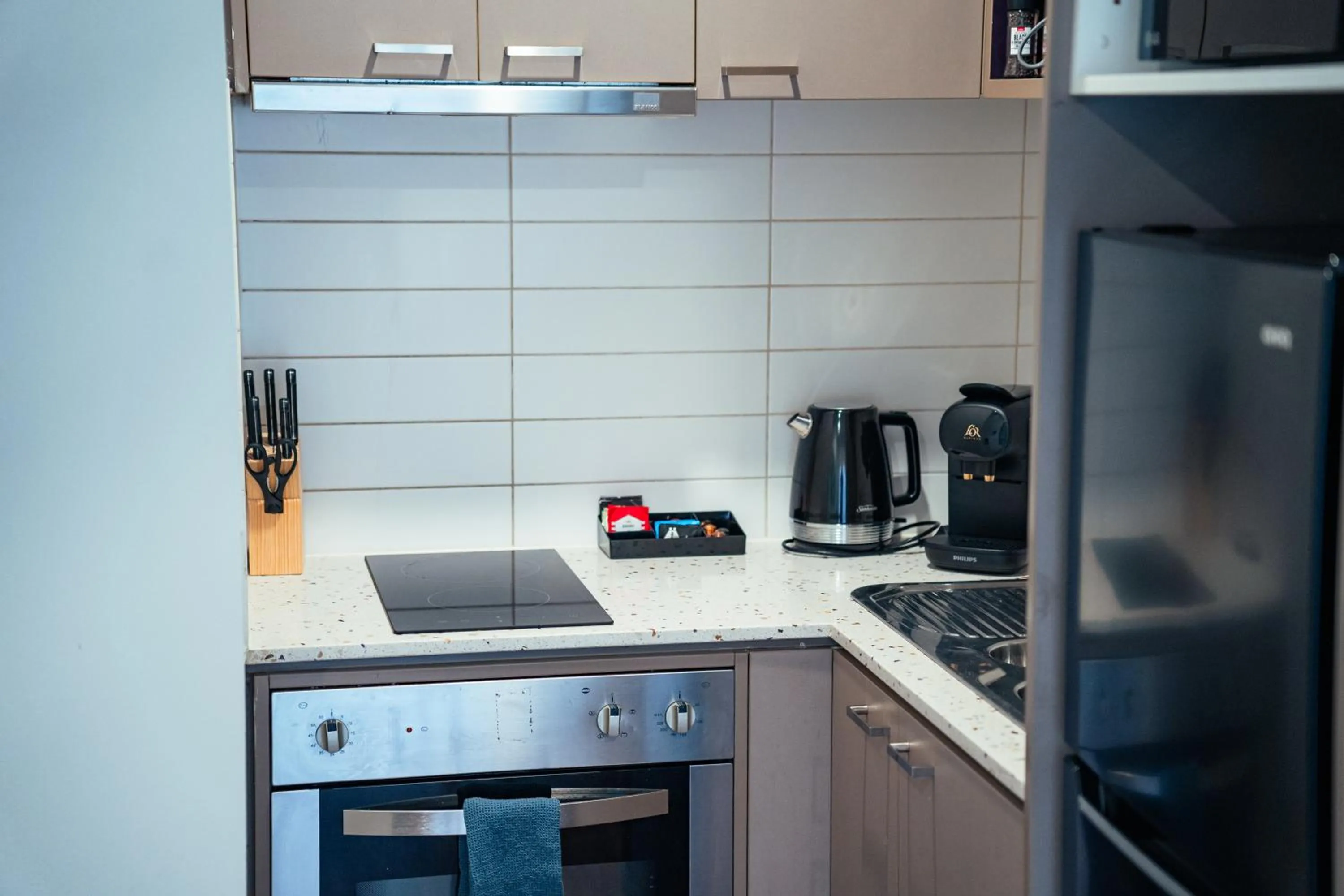 kitchen in Grosvenor 3121 Richmond