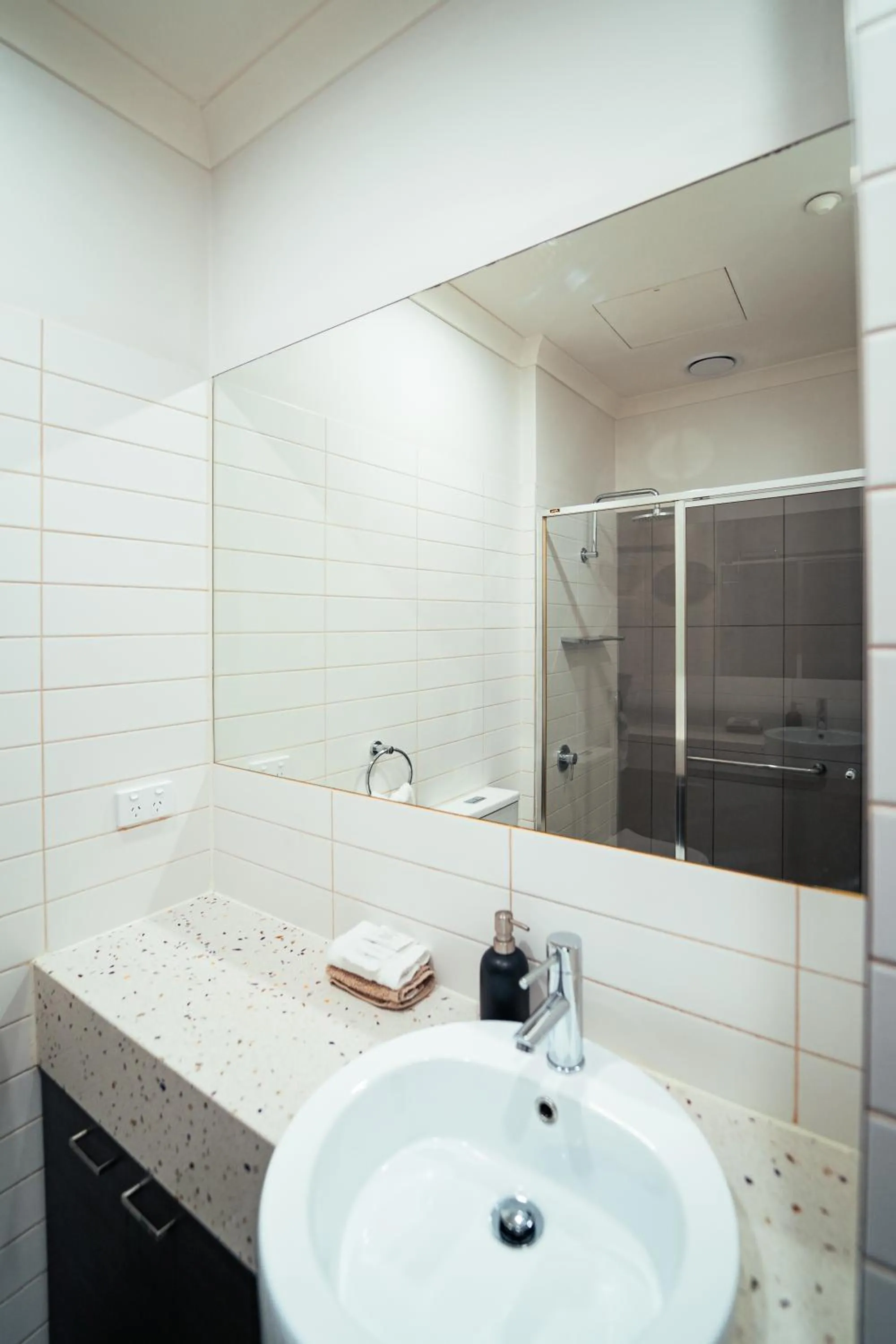 Bathroom in Grosvenor 3121 Richmond