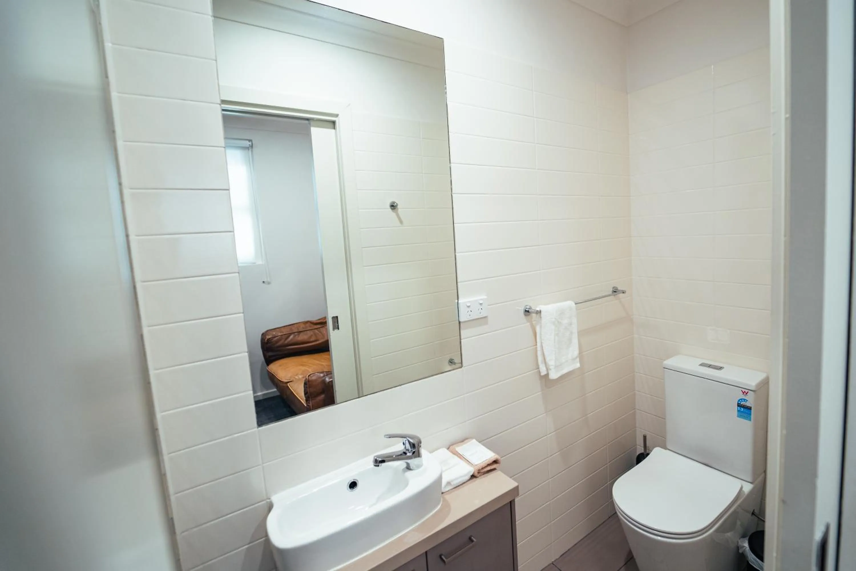 Bathroom in Grosvenor 3121 Richmond