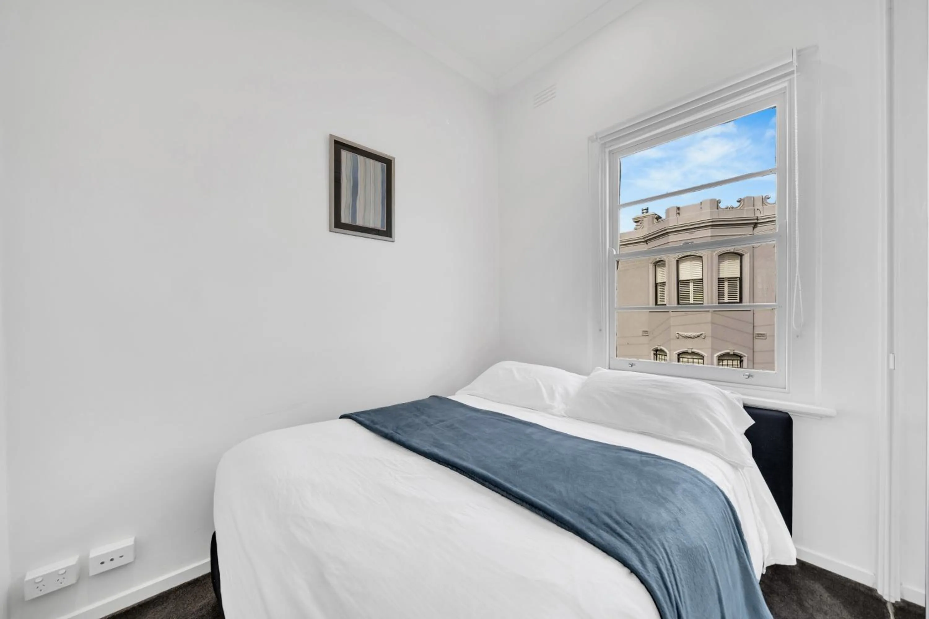 Bed in Grosvenor 3121 Richmond