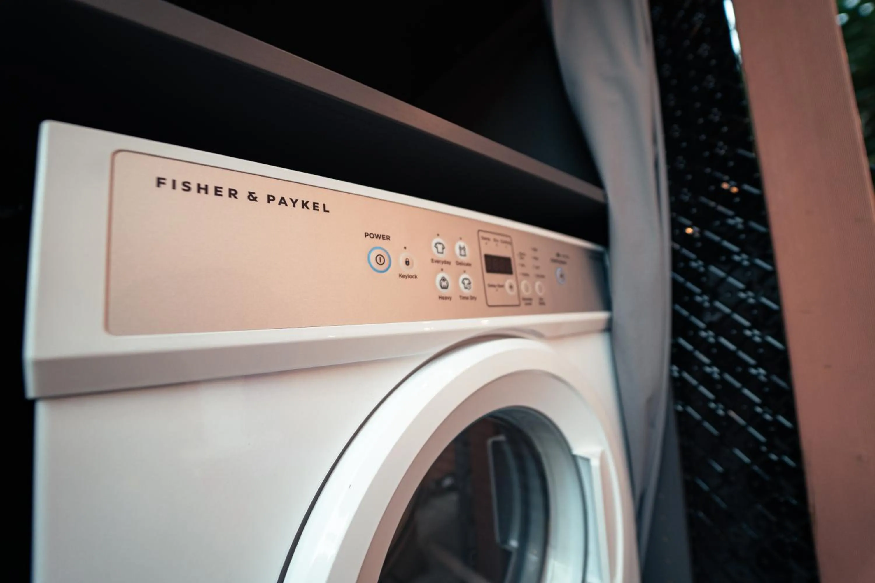 laundry in Grosvenor 3121 Richmond