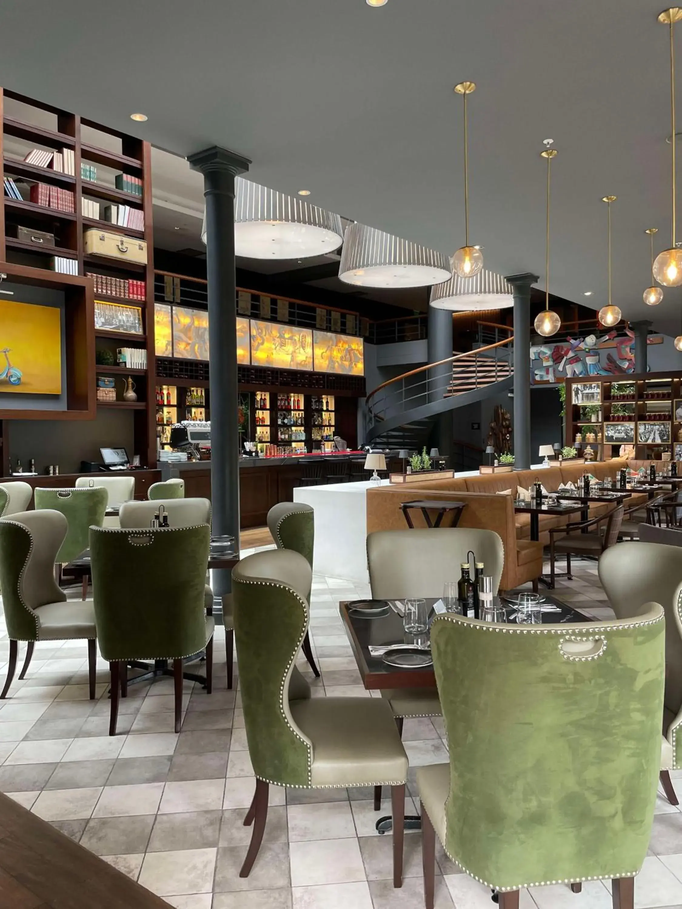 Lounge or bar in DoubleTree by Hilton Lima Miraflores El Pardo Lounge or bar in DoubleTree by Hilton Lima Miraflores El Pardo