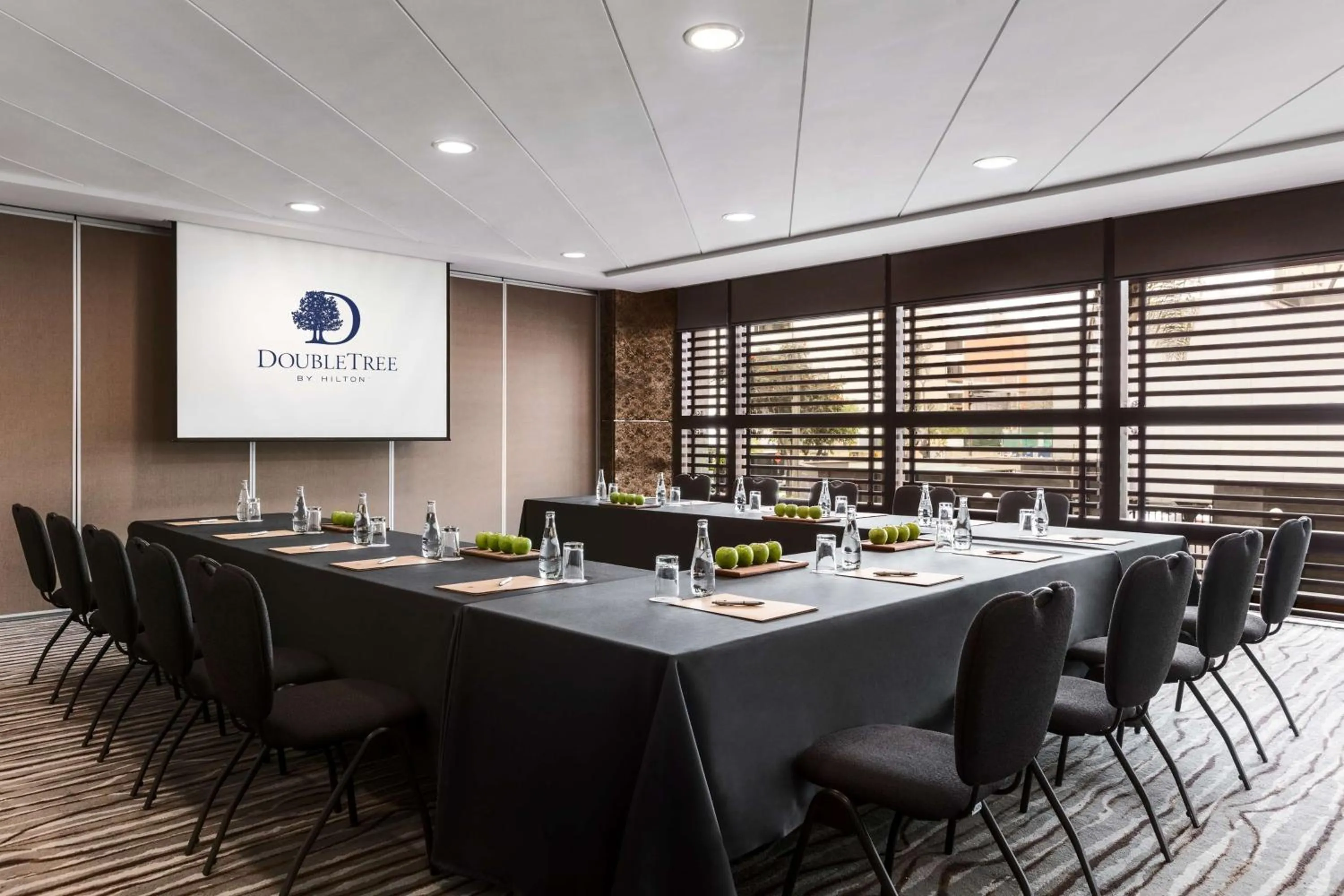 Meeting/conference room in DoubleTree by Hilton Lima Miraflores El Pardo