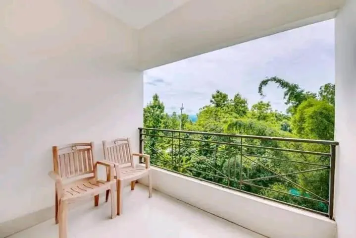 Hill Crown Hotel & Resort