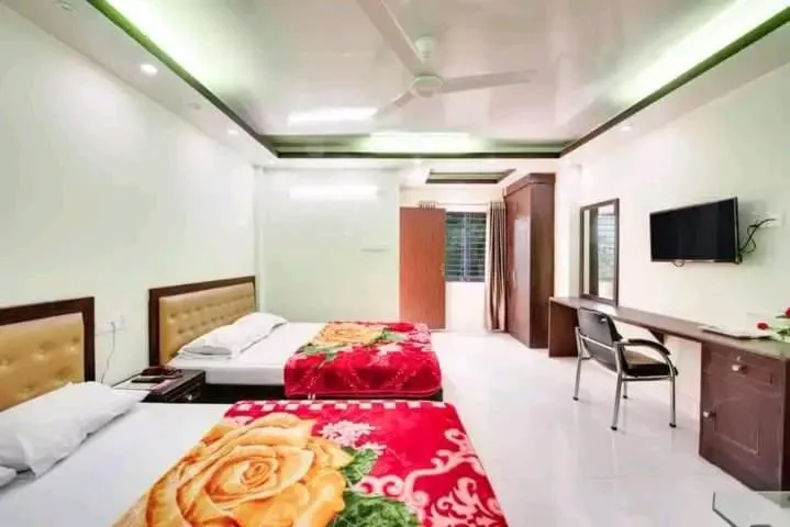 Bed in Hill Crown Hotel & Resort