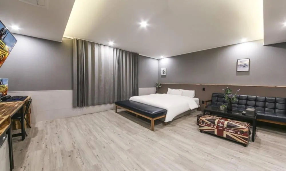 Bed in Daegu Seongseo Hotel Series 5.0