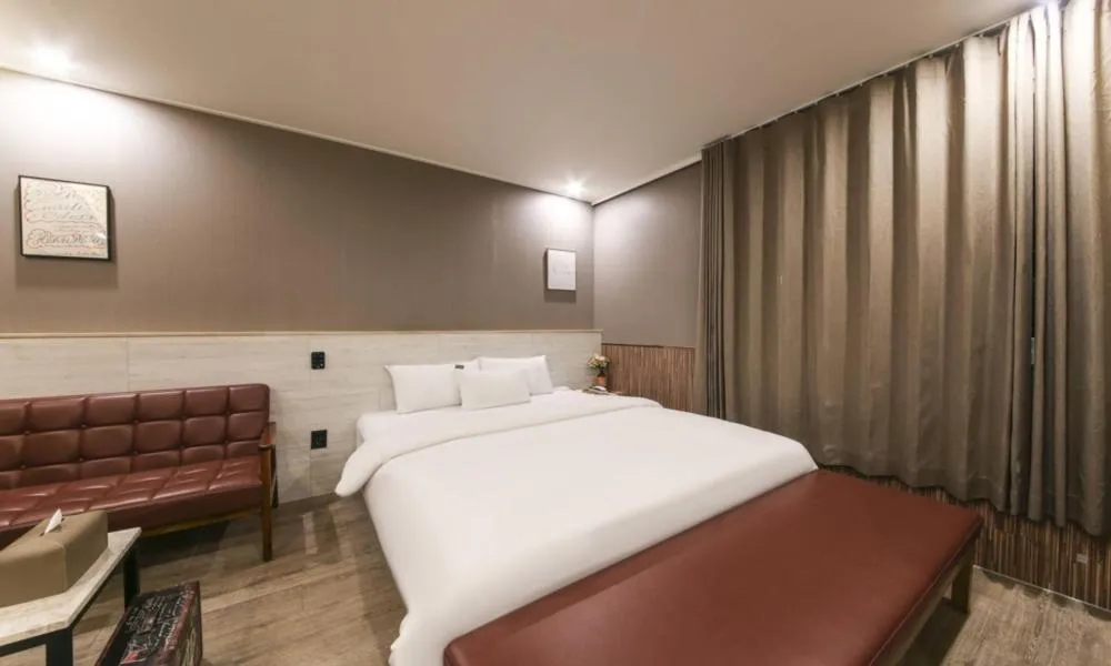 Bed in Daegu Seongseo Hotel Series 5.0