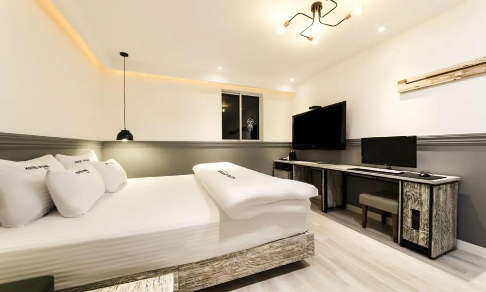 Hotel Yeogieutte Dongdaegu