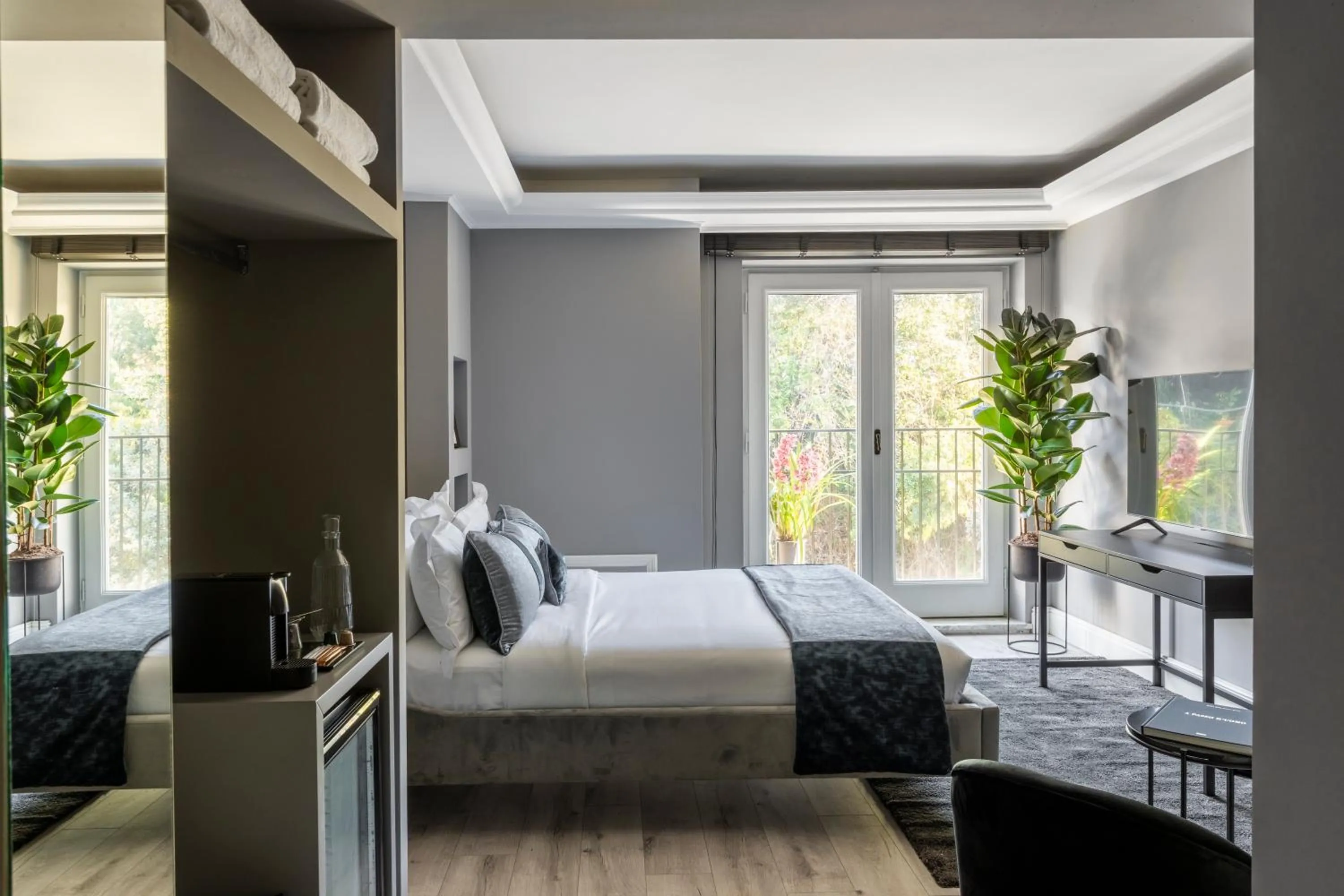 Photo of the whole room, Bed in NAMAN HOTELLERIE - Spagna