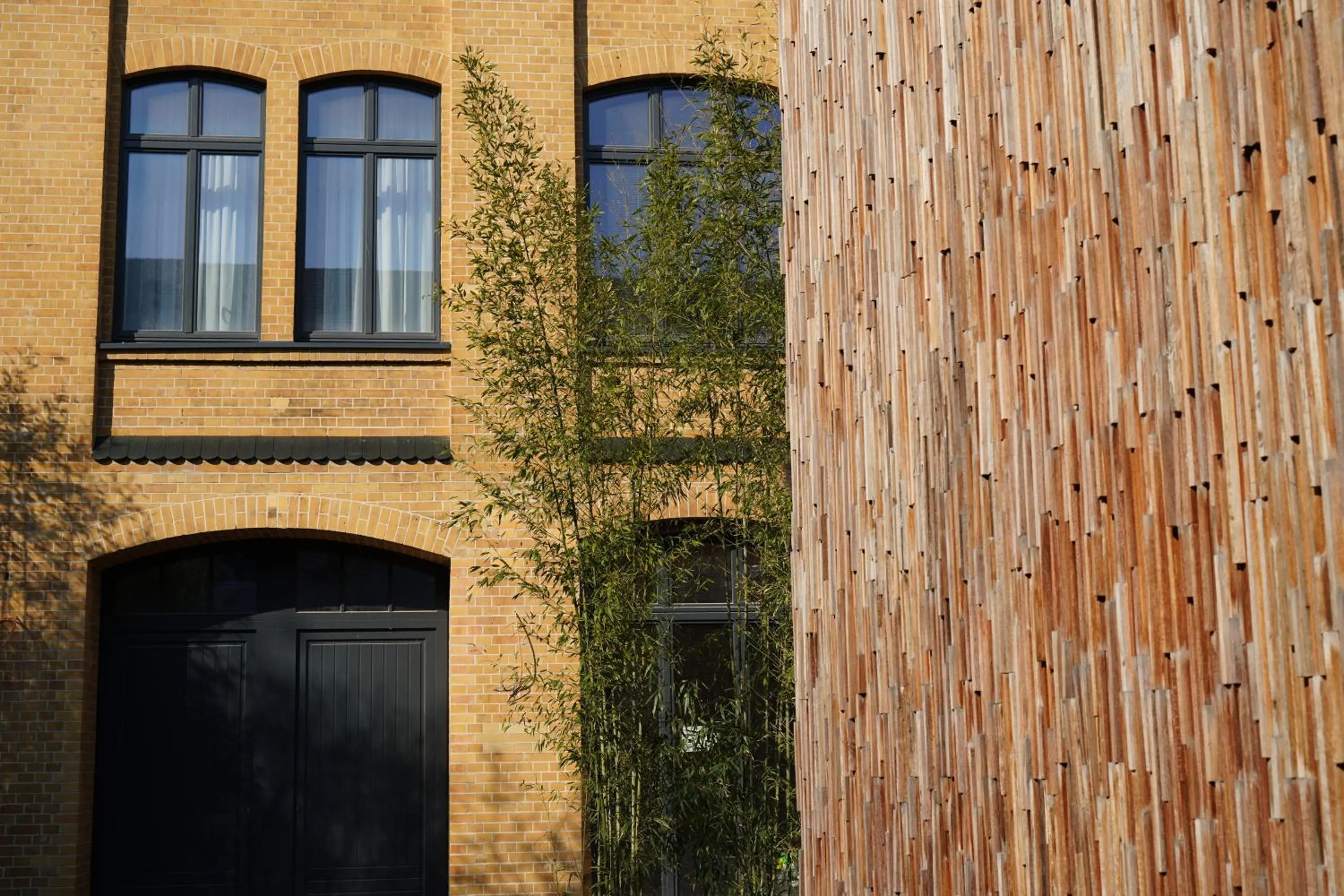 Property building in sly Berlin