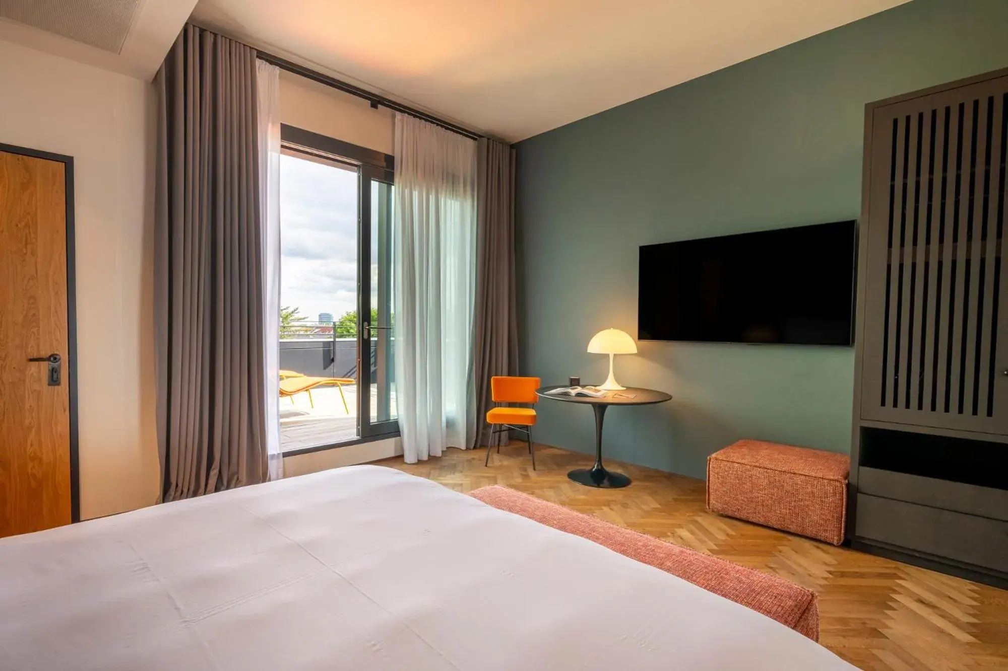 Photo of the whole room, Bed in sly Berlin Photo of the whole room, Bed in sly Berlin