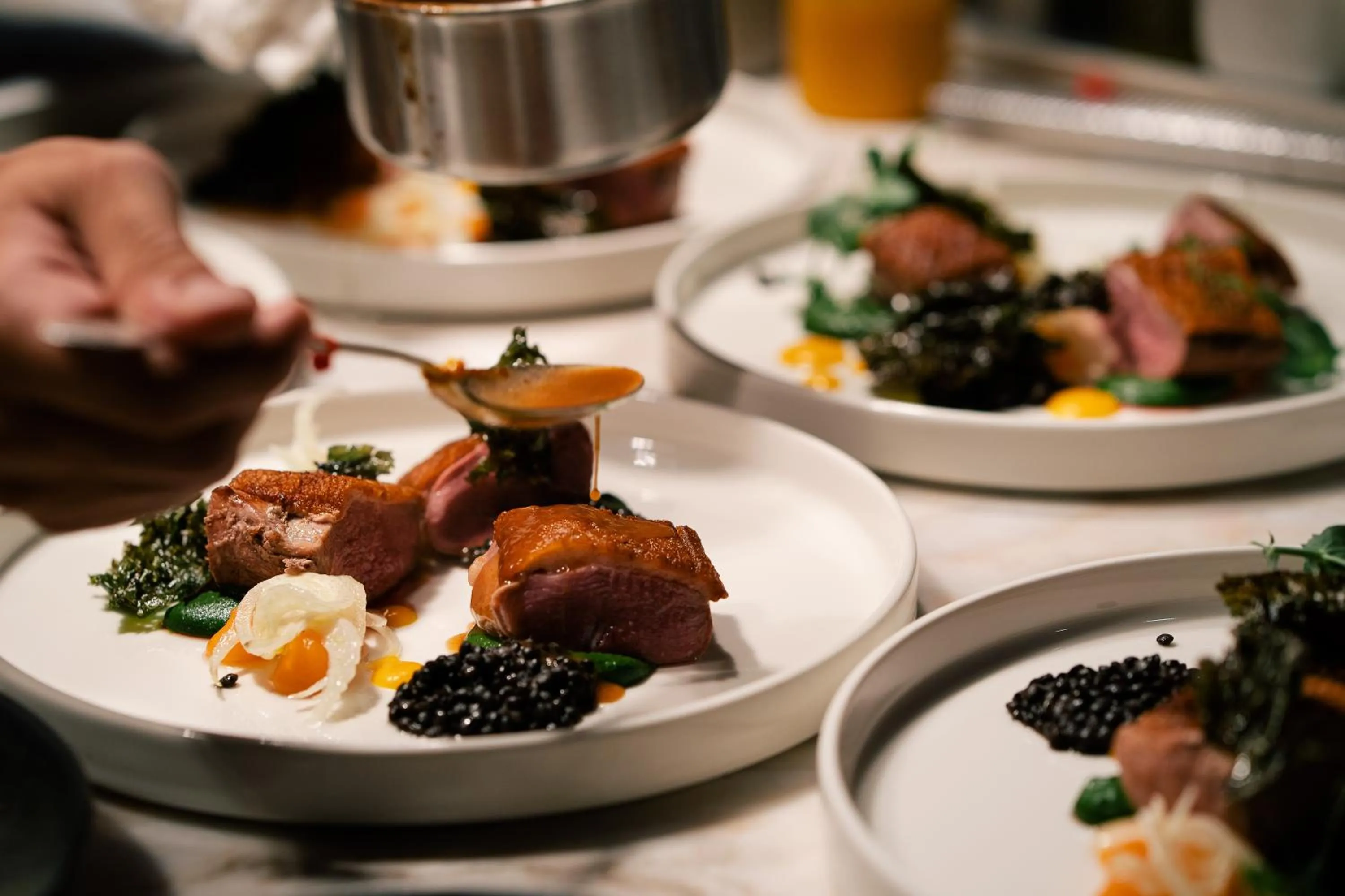 Restaurant/places to eat in The St Laurent Guest Rooms