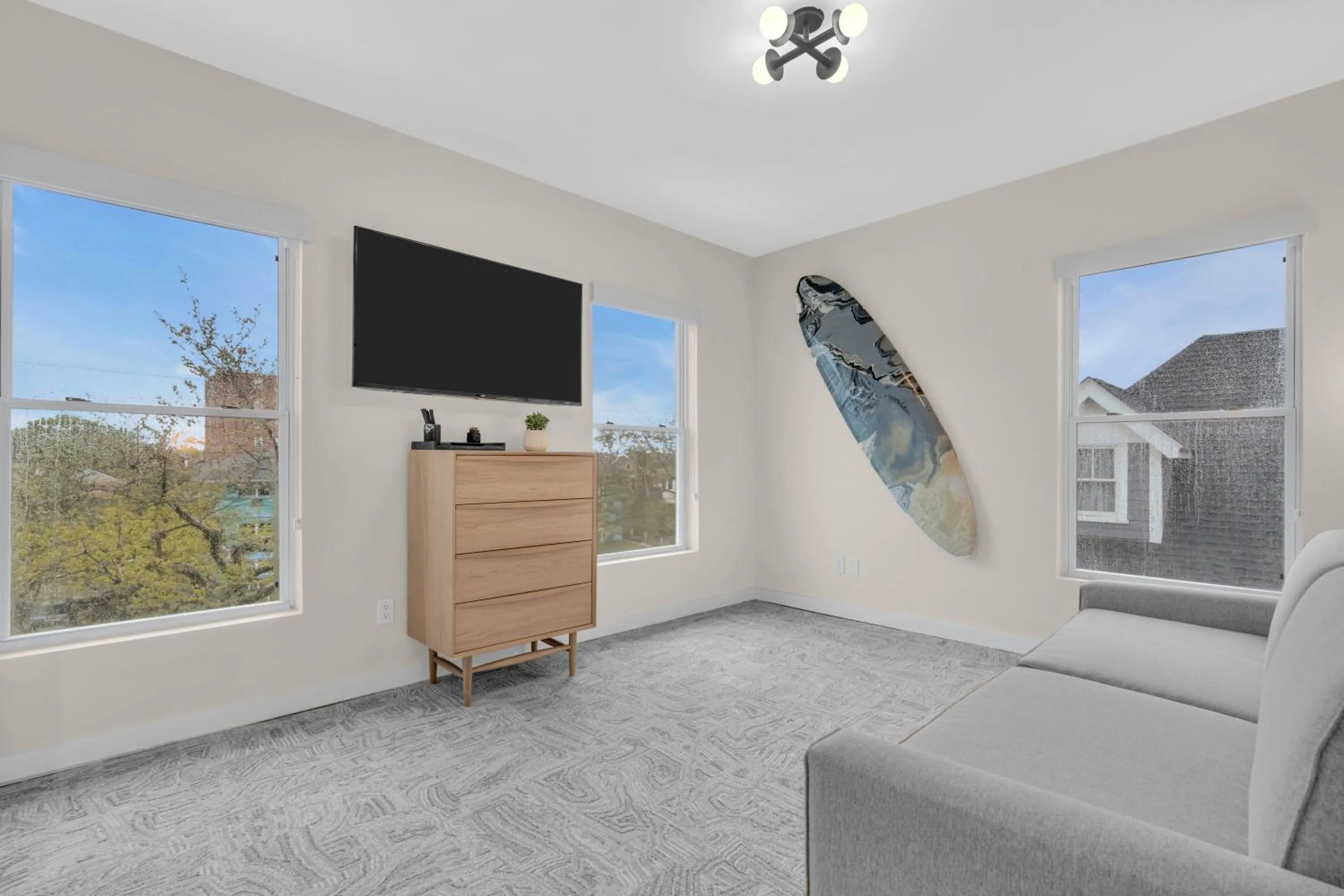 Deluxe King Room in The St Laurent Guest Rooms