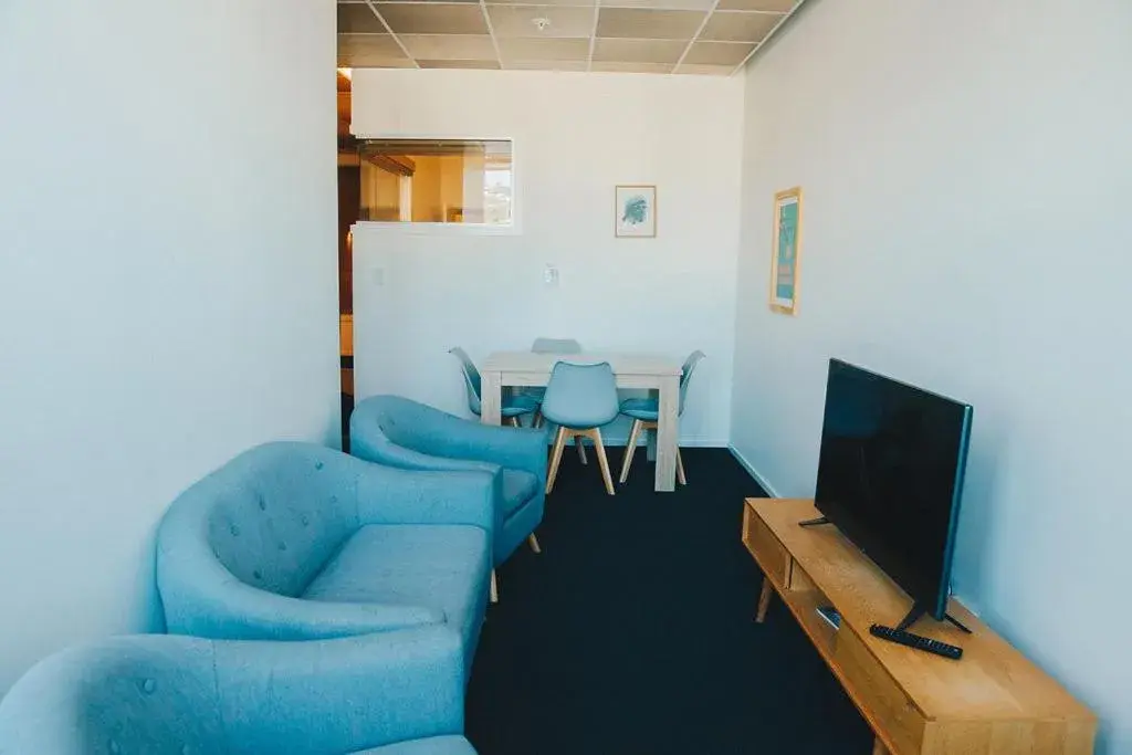 Two-Bedroom Apartment in Liberty Apartment Hotel Two-Bedroom Apartment in Liberty Apartment Hotel