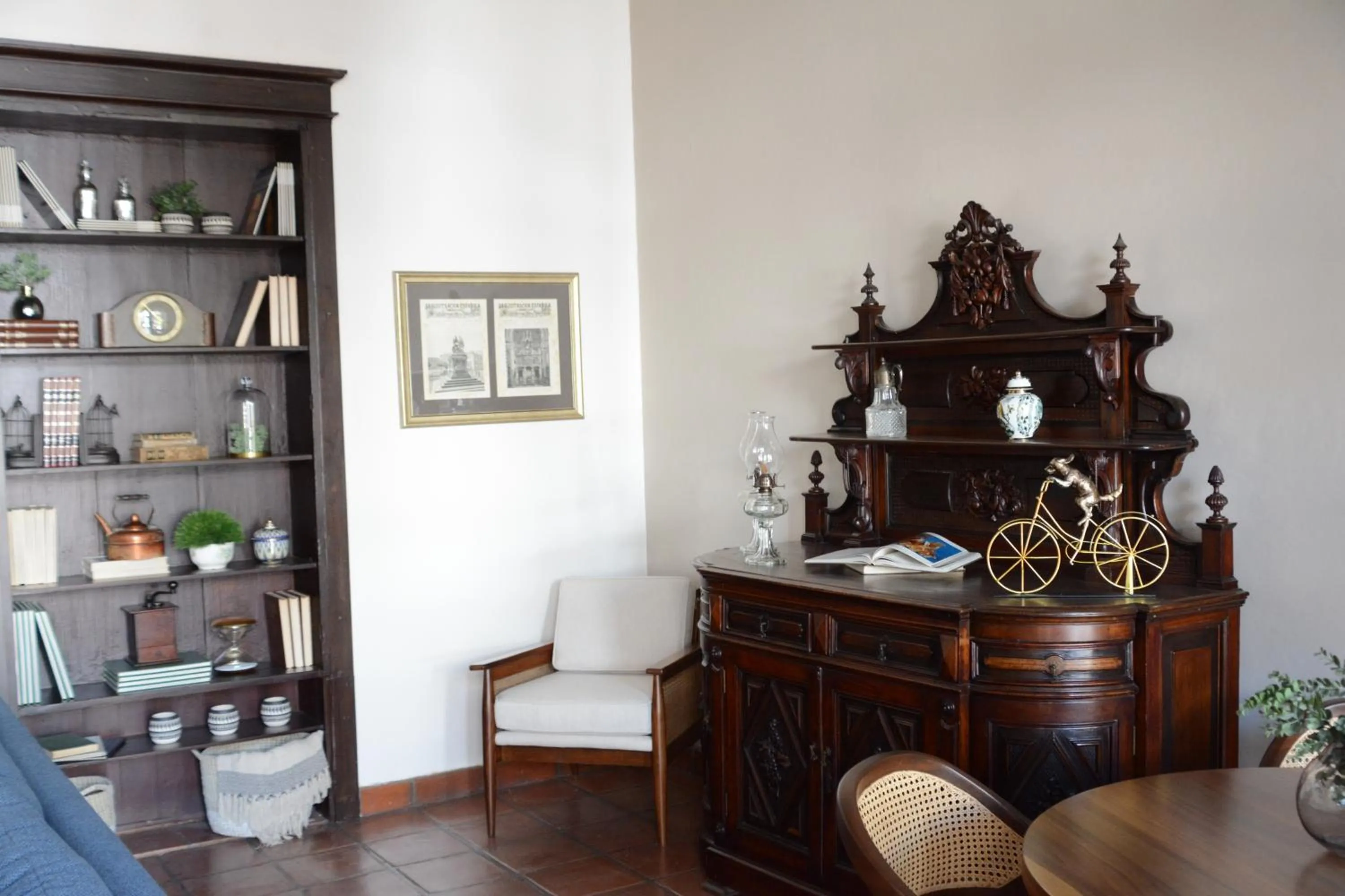 Decorative detail in Casa Angeles Mascota