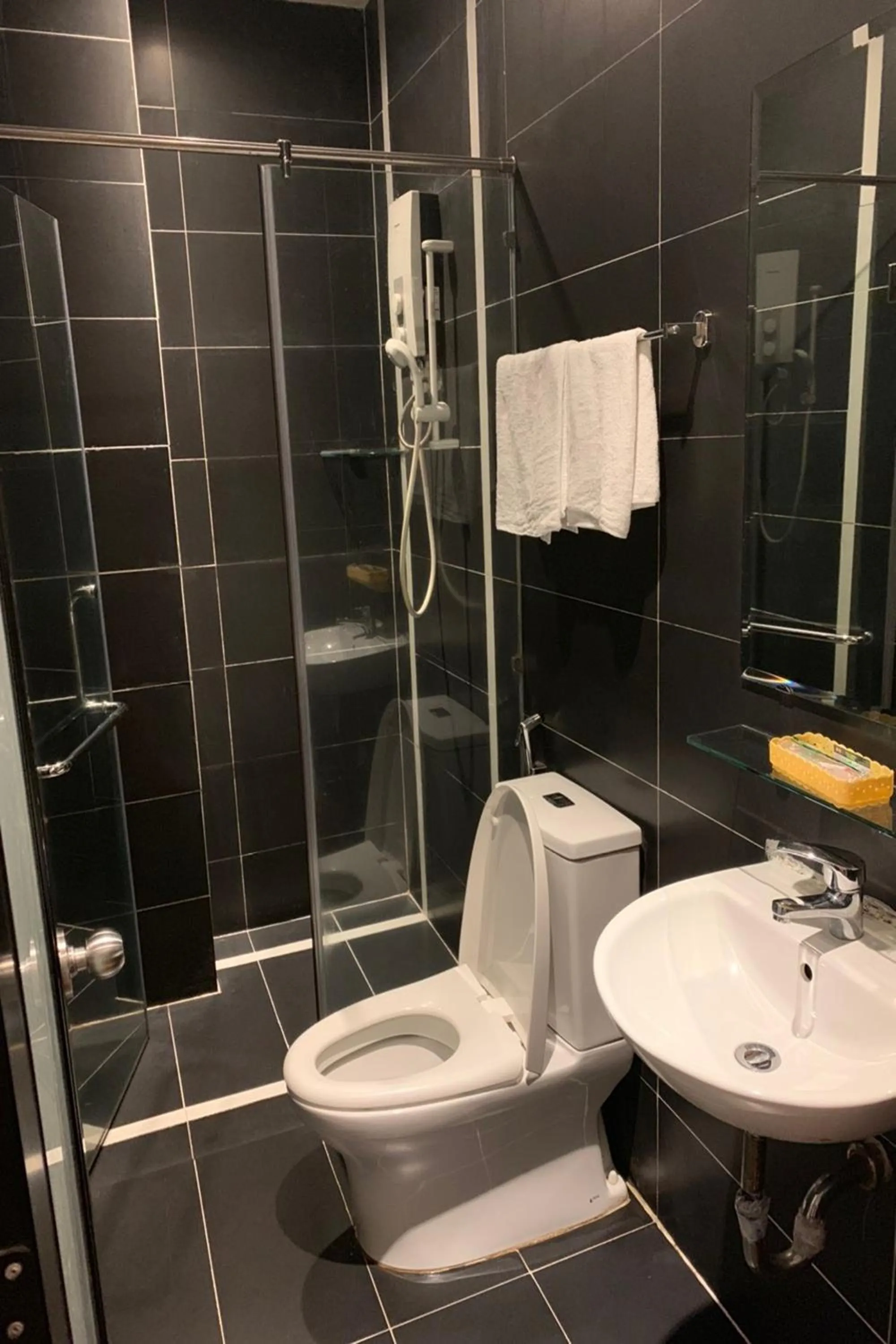 Shower in Gia Huyen Hotel